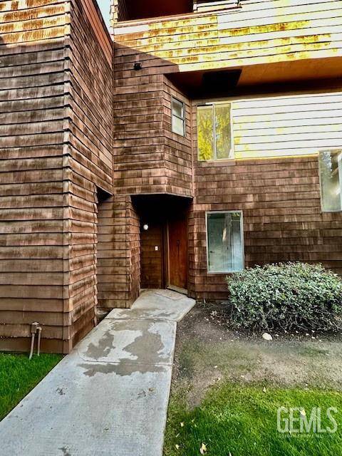 Bakersfield, CA 93309,700 New Stine Road #14