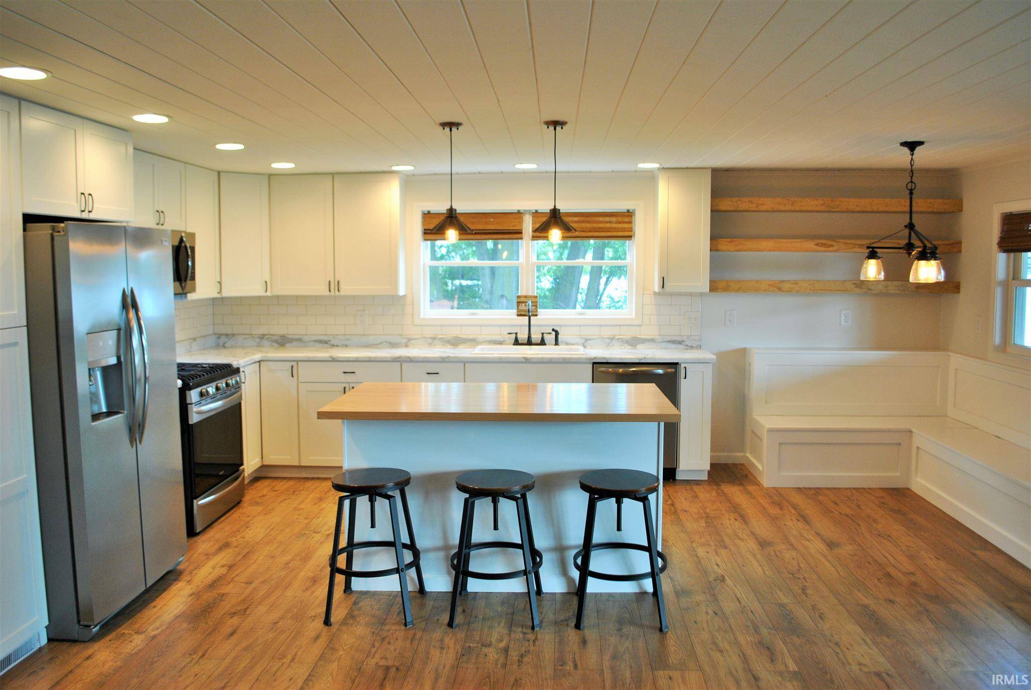 Monon, IN 47959,6767 N 300 E