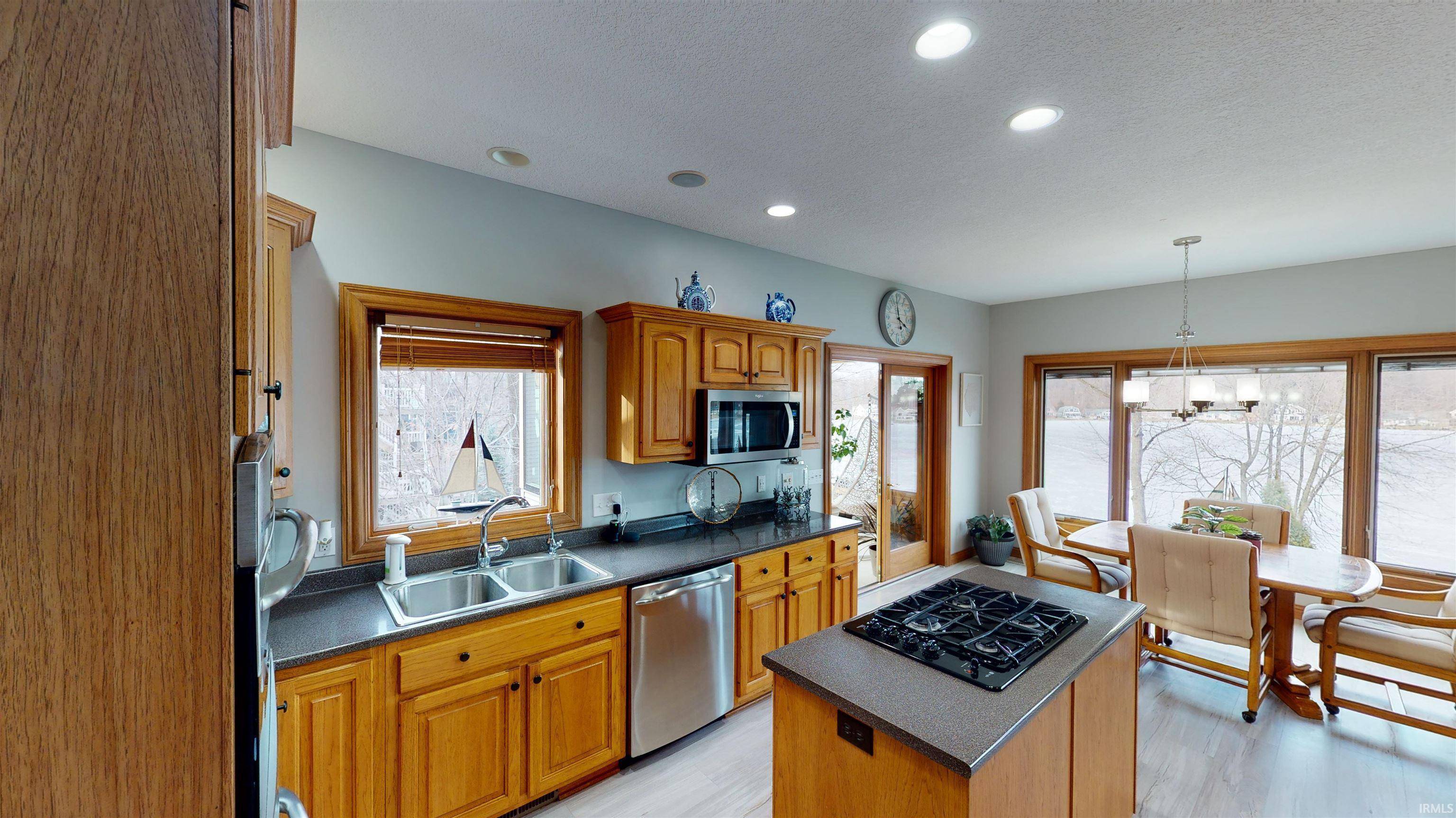 Columbia City, IN 46725,1755 E Schug Road