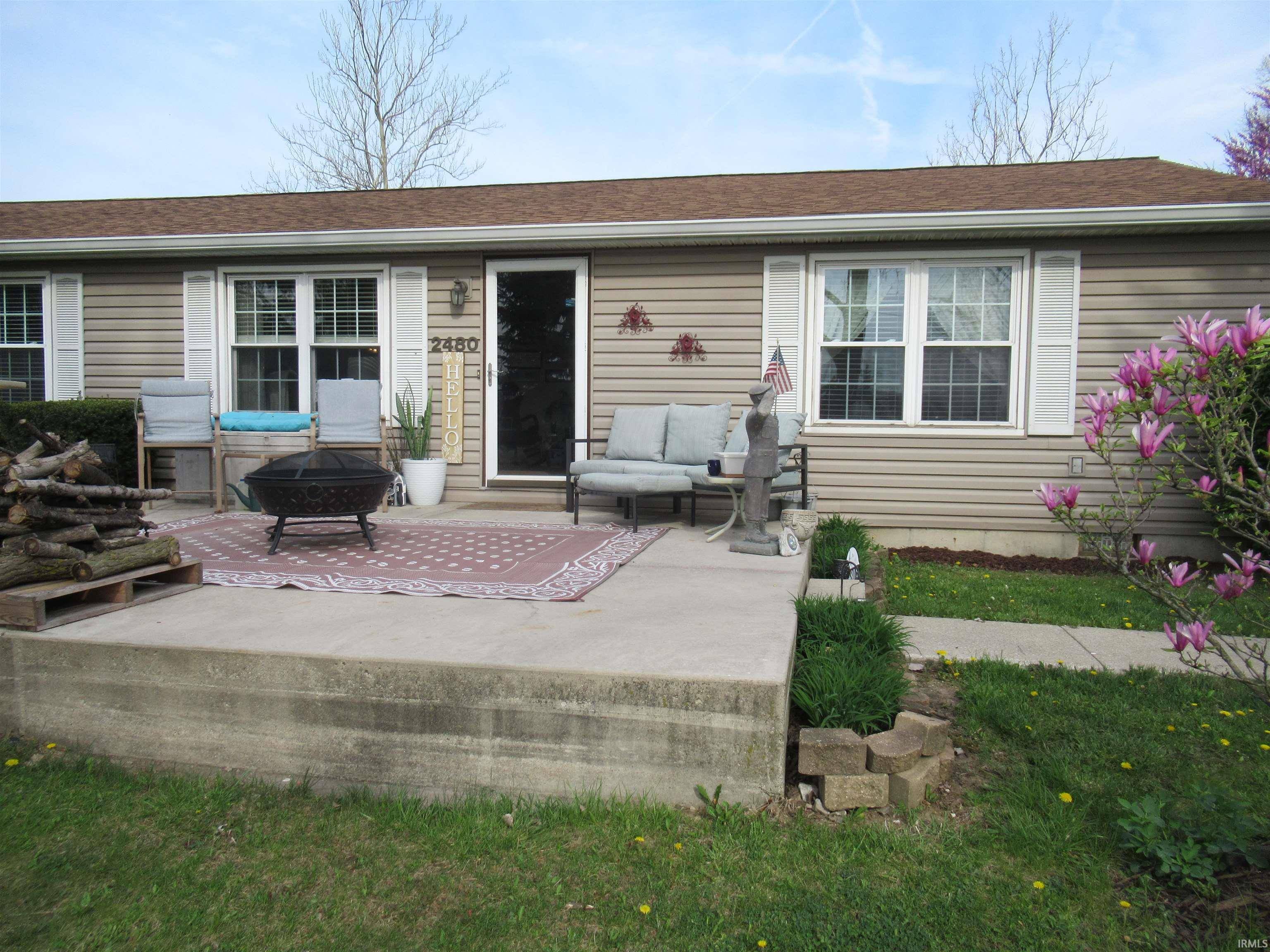 Columbia City, IN 46725-9040,2480 S 800 E Road