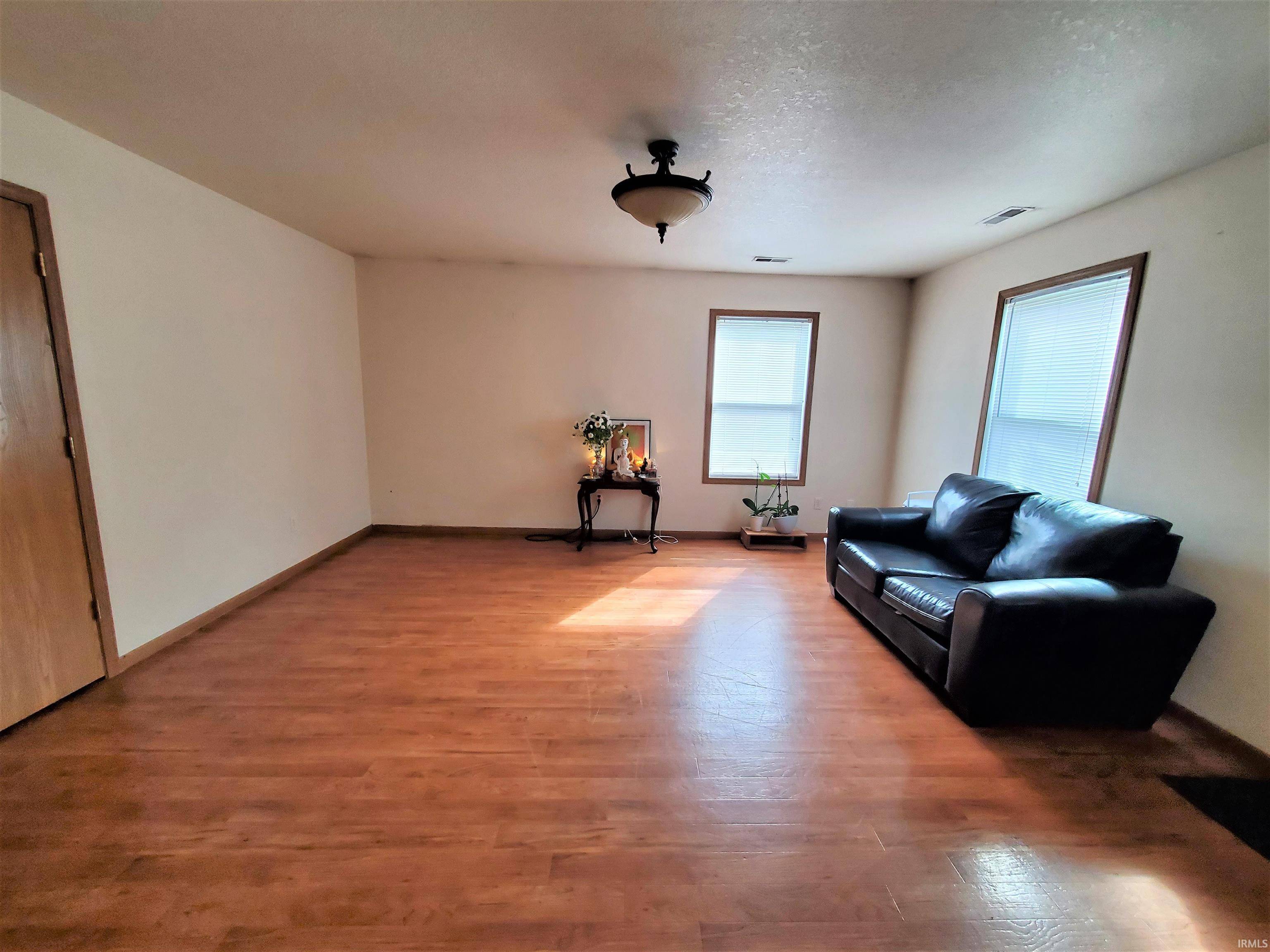Fort Wayne, IN 46806,3323 Eastway Drive