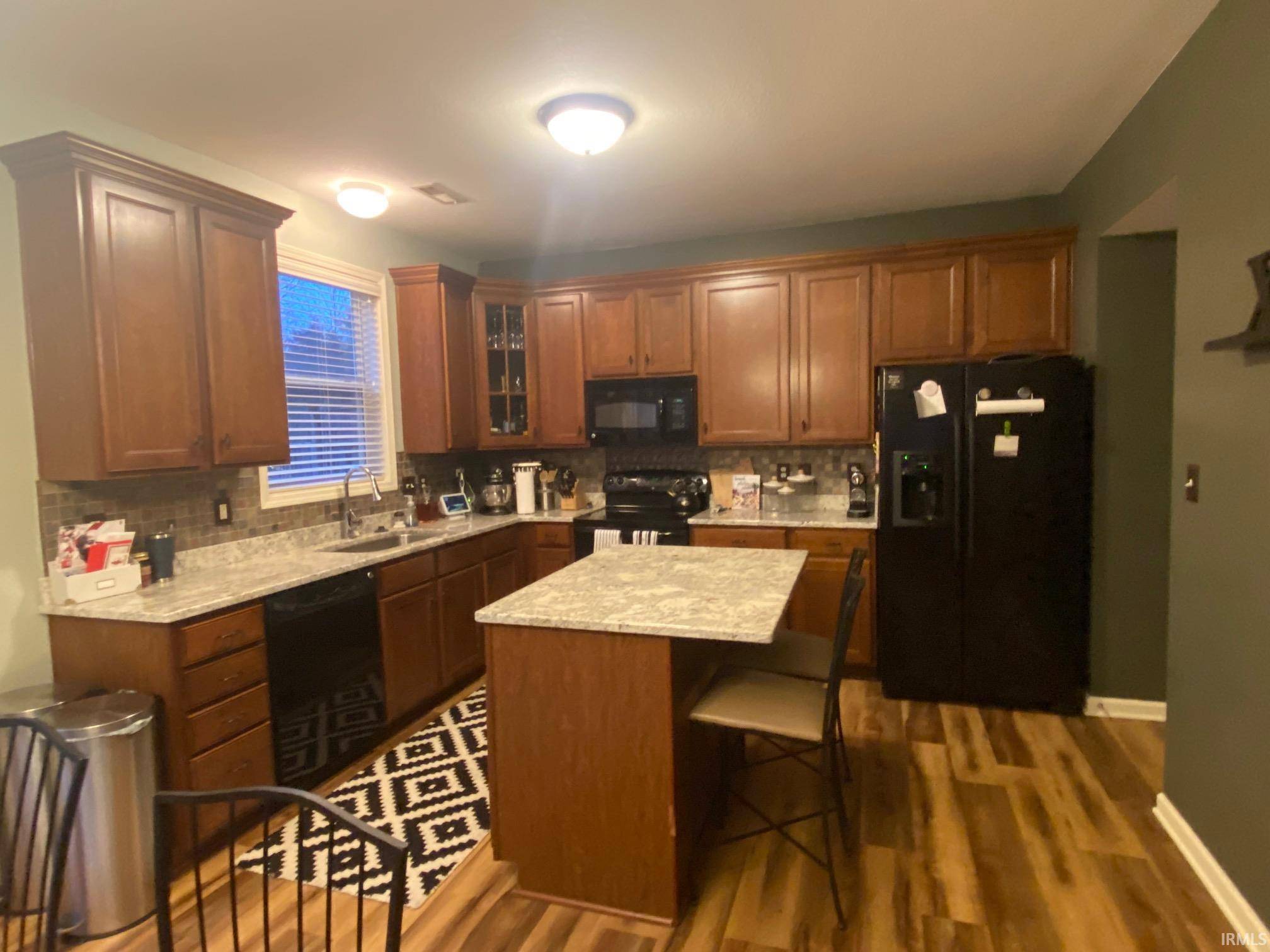 Bloomington, IN 47403,1542 W Meeting House Lane