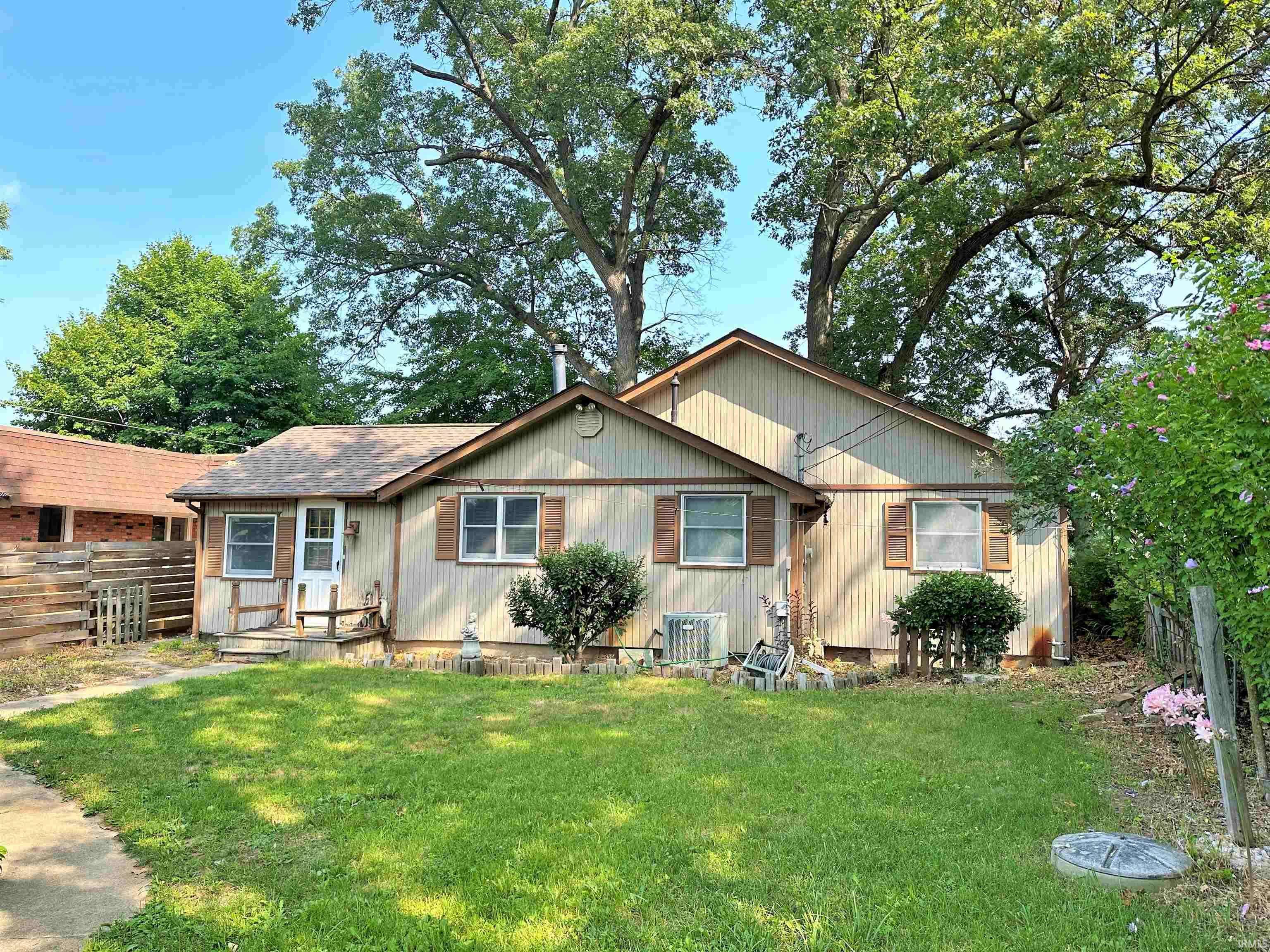 Monticello, IN 47960,11126 N Sugar Bluff Road