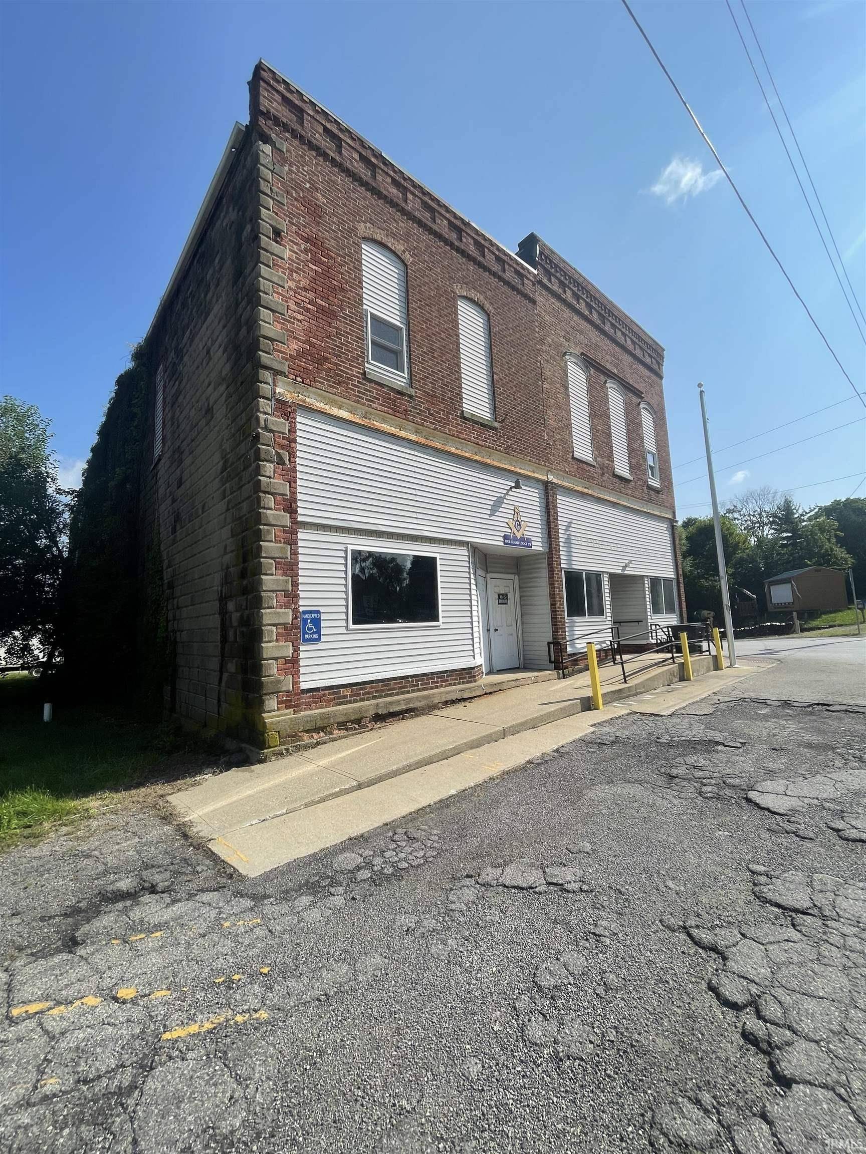 Larwill, IN 46764,103 W Main Street