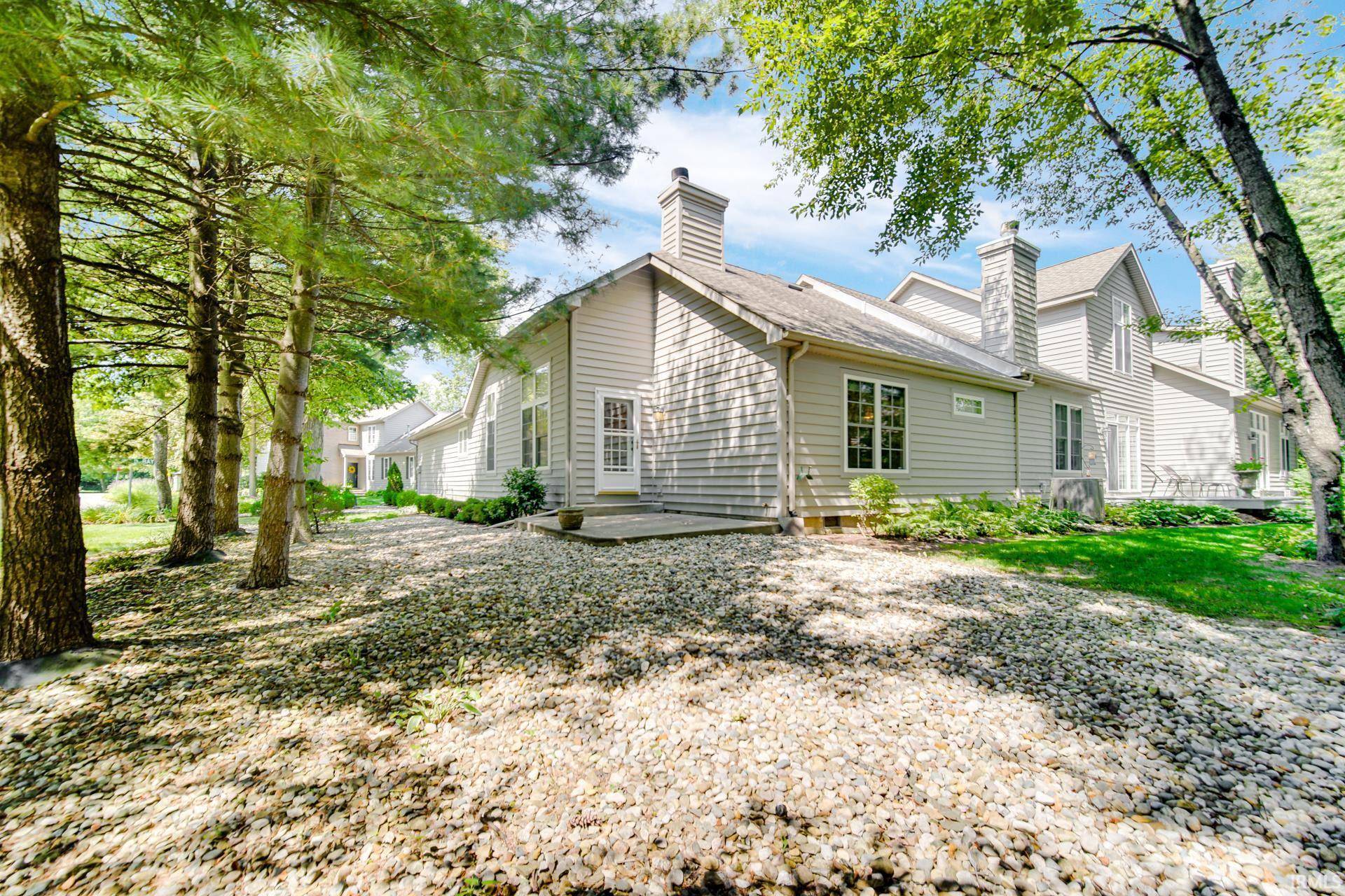 Mishawaka, IN 46545,3808 Emerald Bay Drive #8020-D