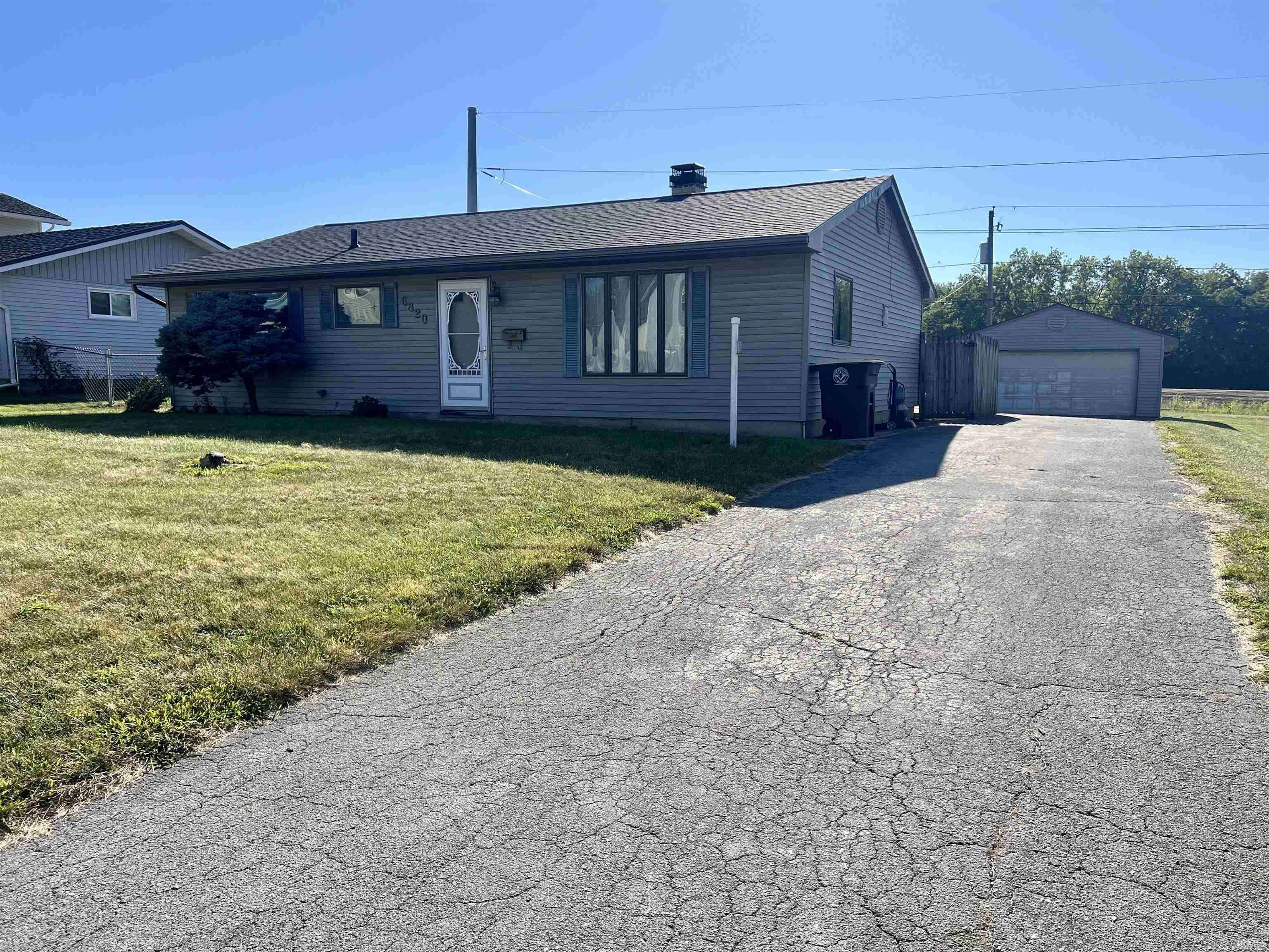 Fort Wayne, IN 46809,6820 Fernwood Avenue