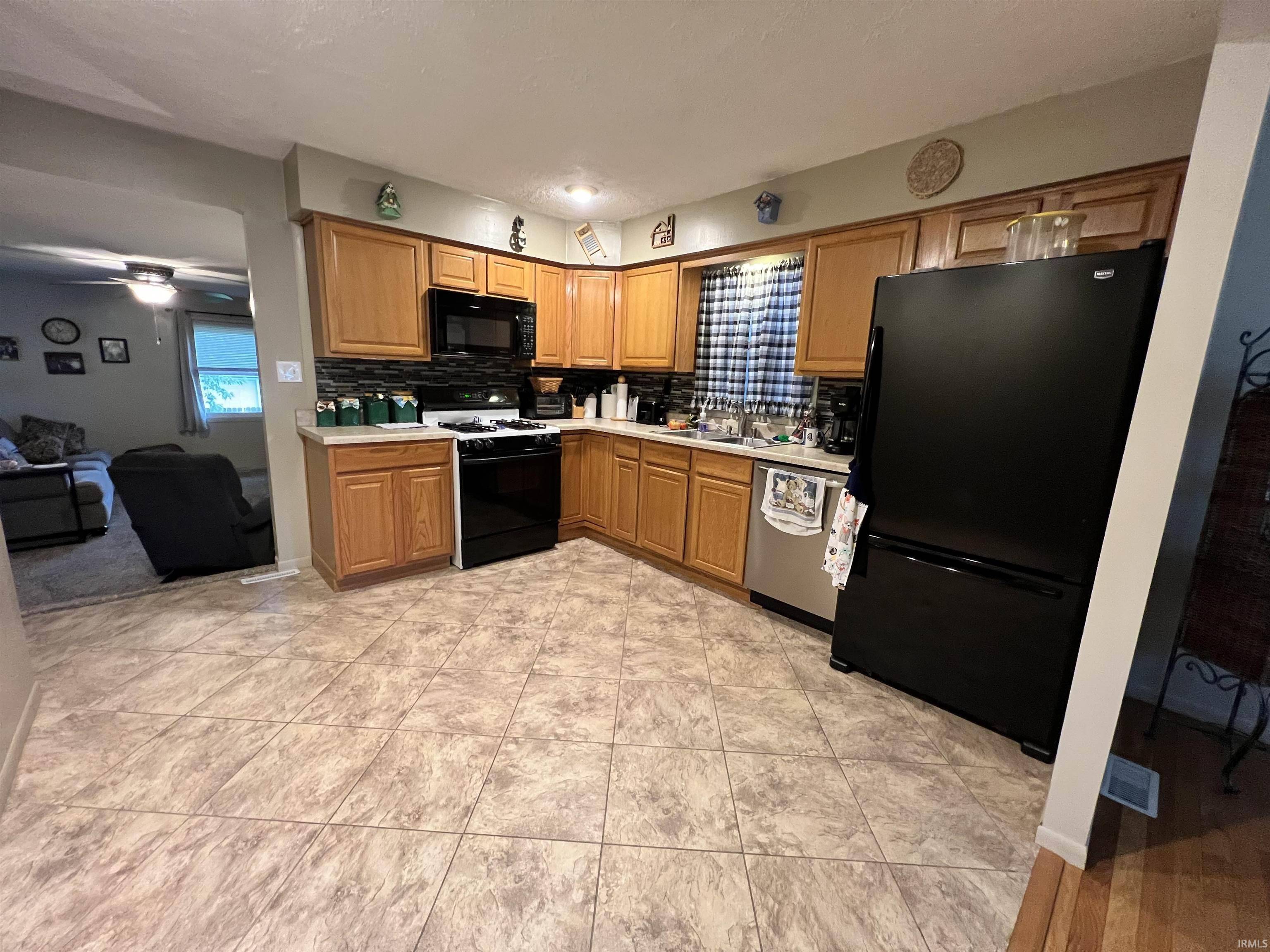 Warsaw, IN 46580,610 N Grant Street