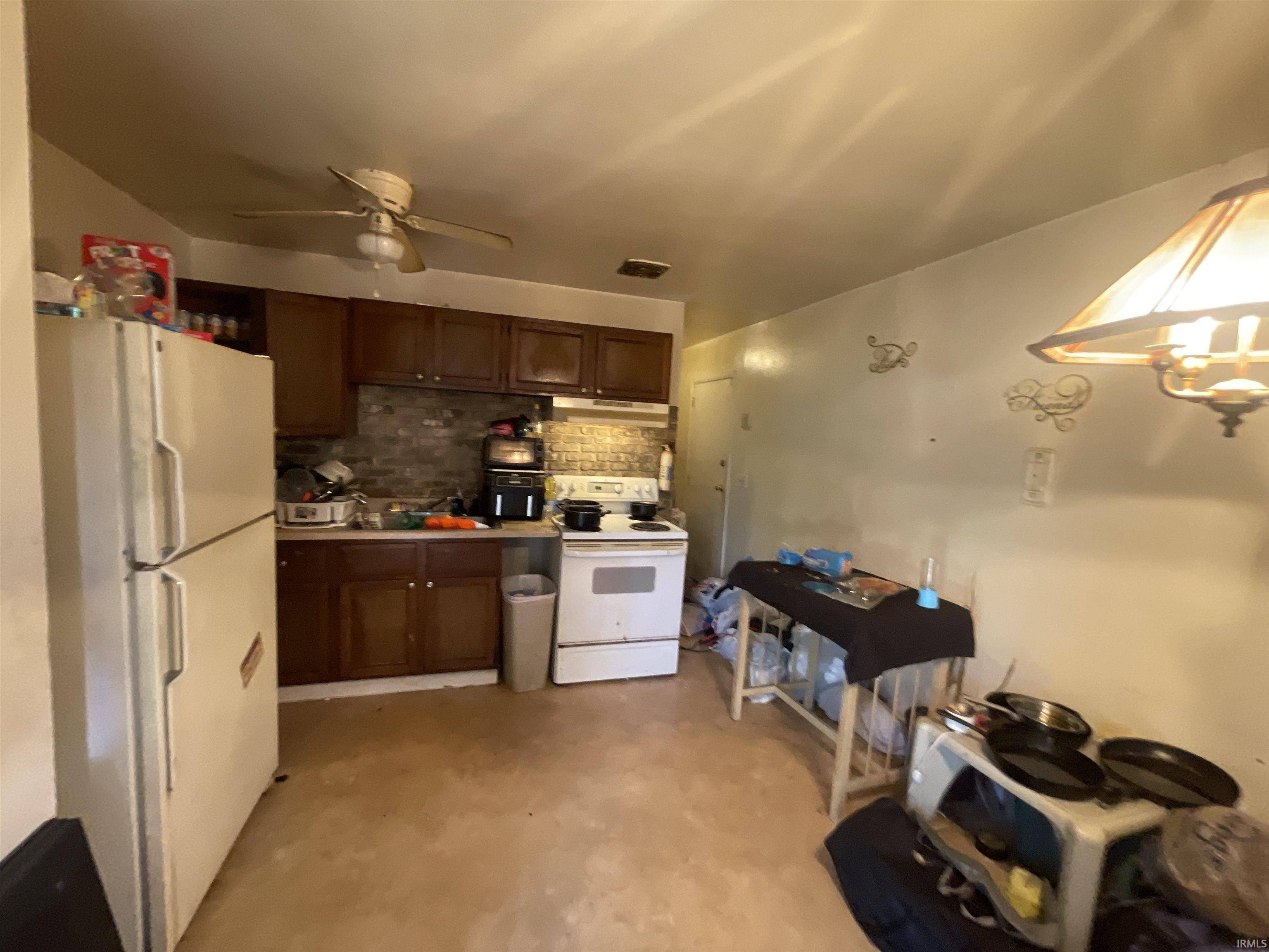 Fort Wayne, IN 46806-3921,2615 Manford Street
