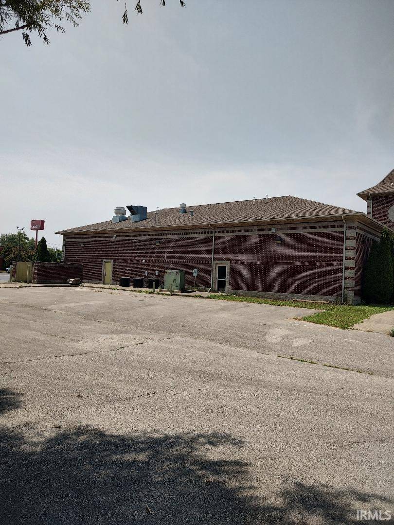 Huntington, IN 46750-7979,2807 Hotel Drive