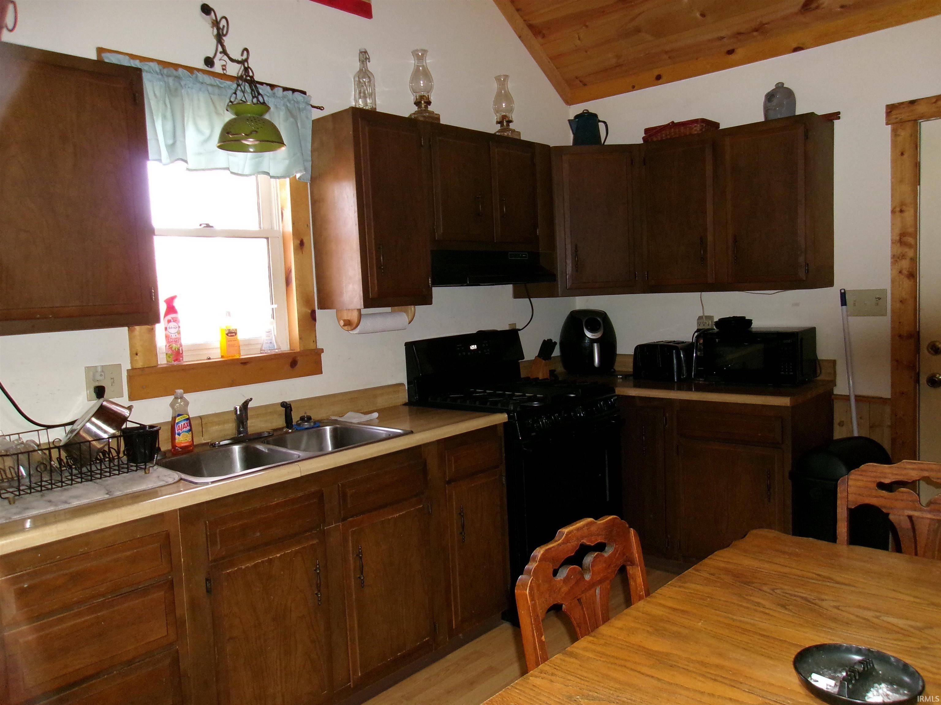 Paoli, IN 47454,5675 S WILD WILLOW DR Road