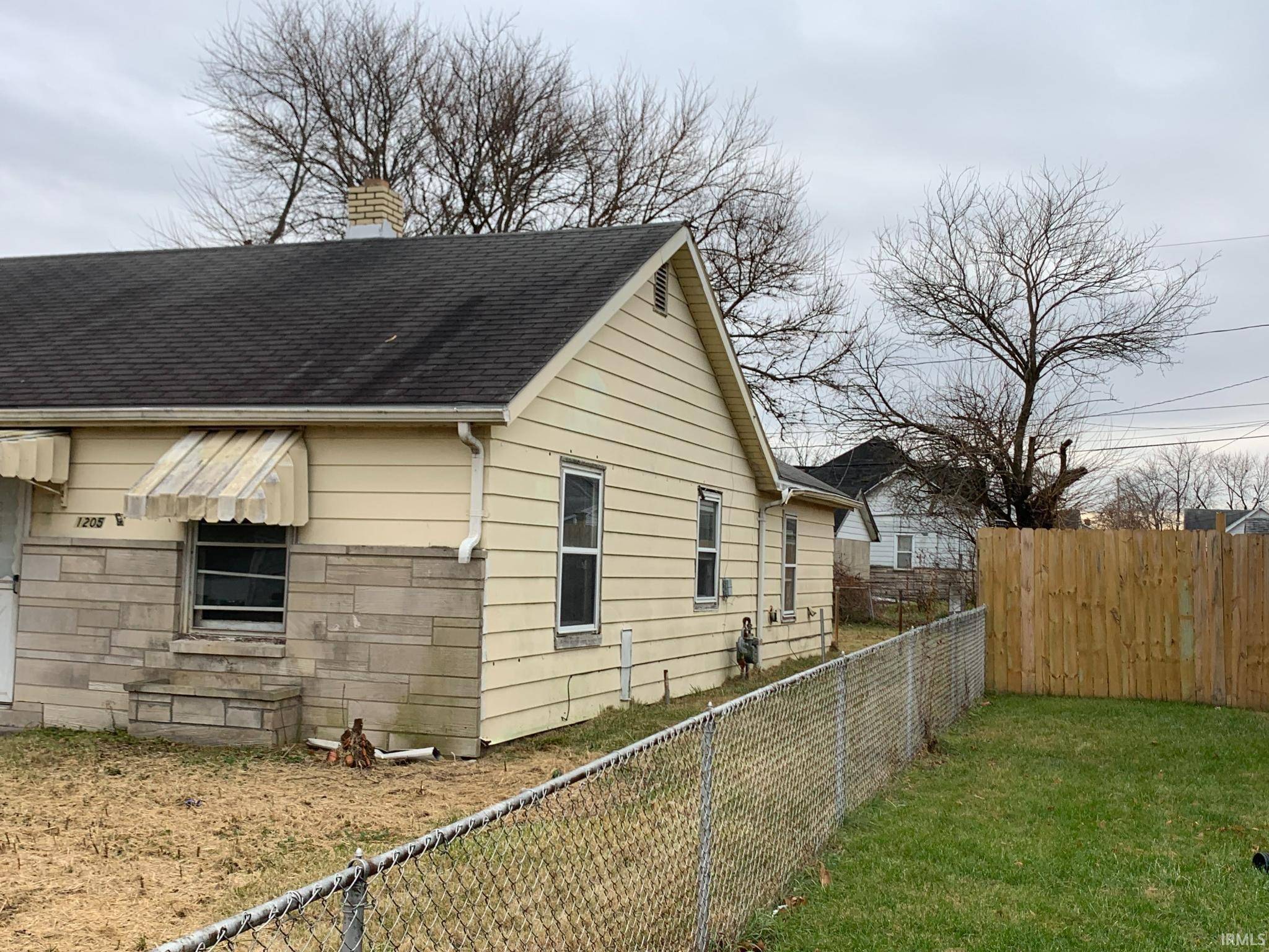 Muncie, IN 47302-3512,1205 E 6Th Street