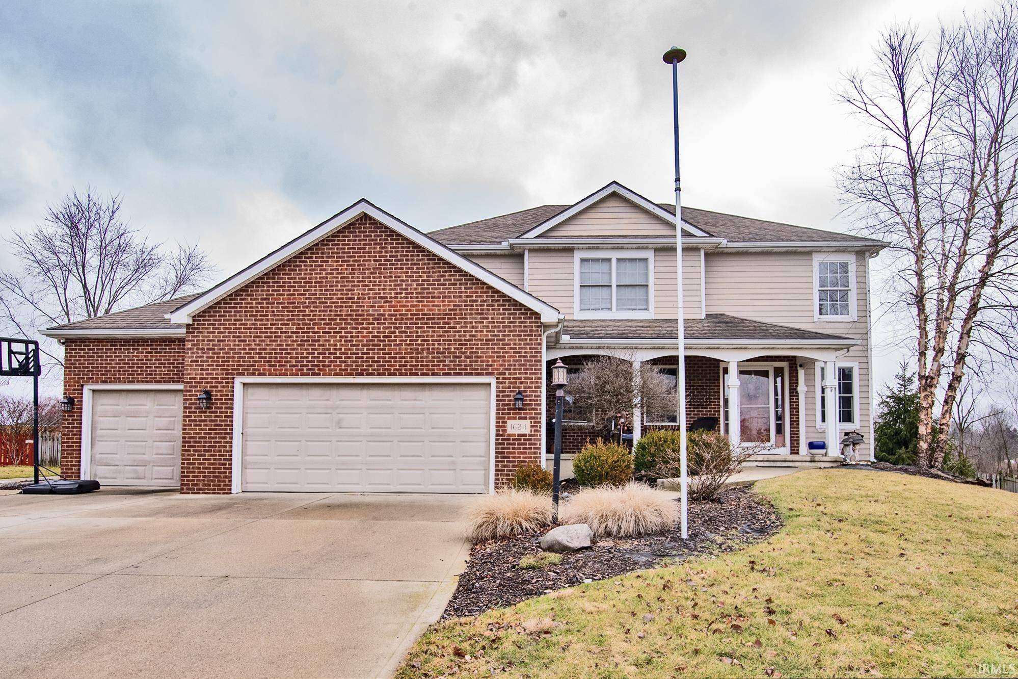 Fort Wayne, IN 46845-2350,1624 Spenser Cove