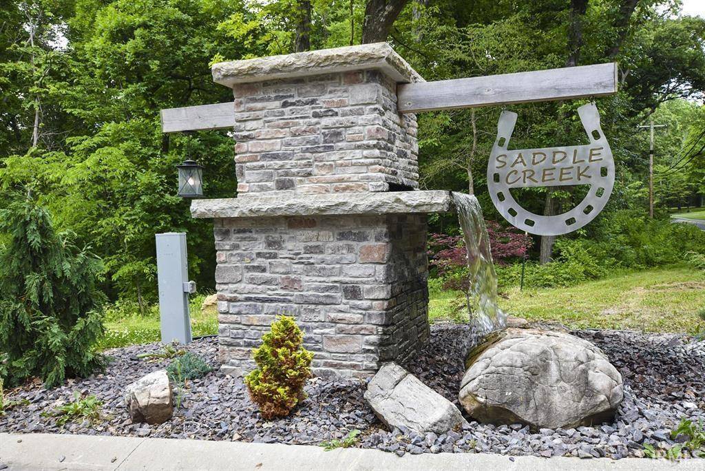 Evansville, IN 47725,1240 Horseshoe Bend Drive #117