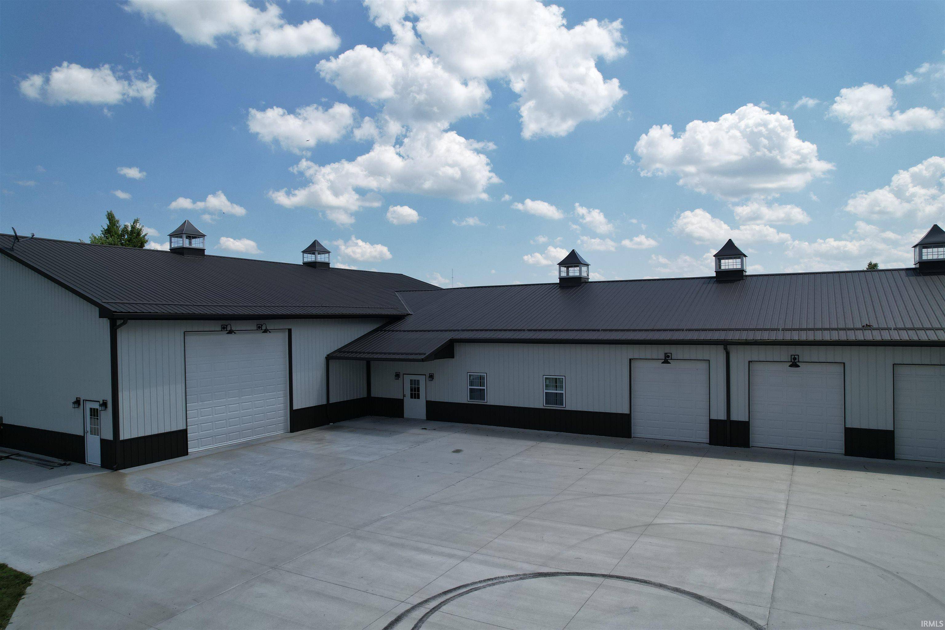 Linton, IN 47441,13055 W 300 N Road