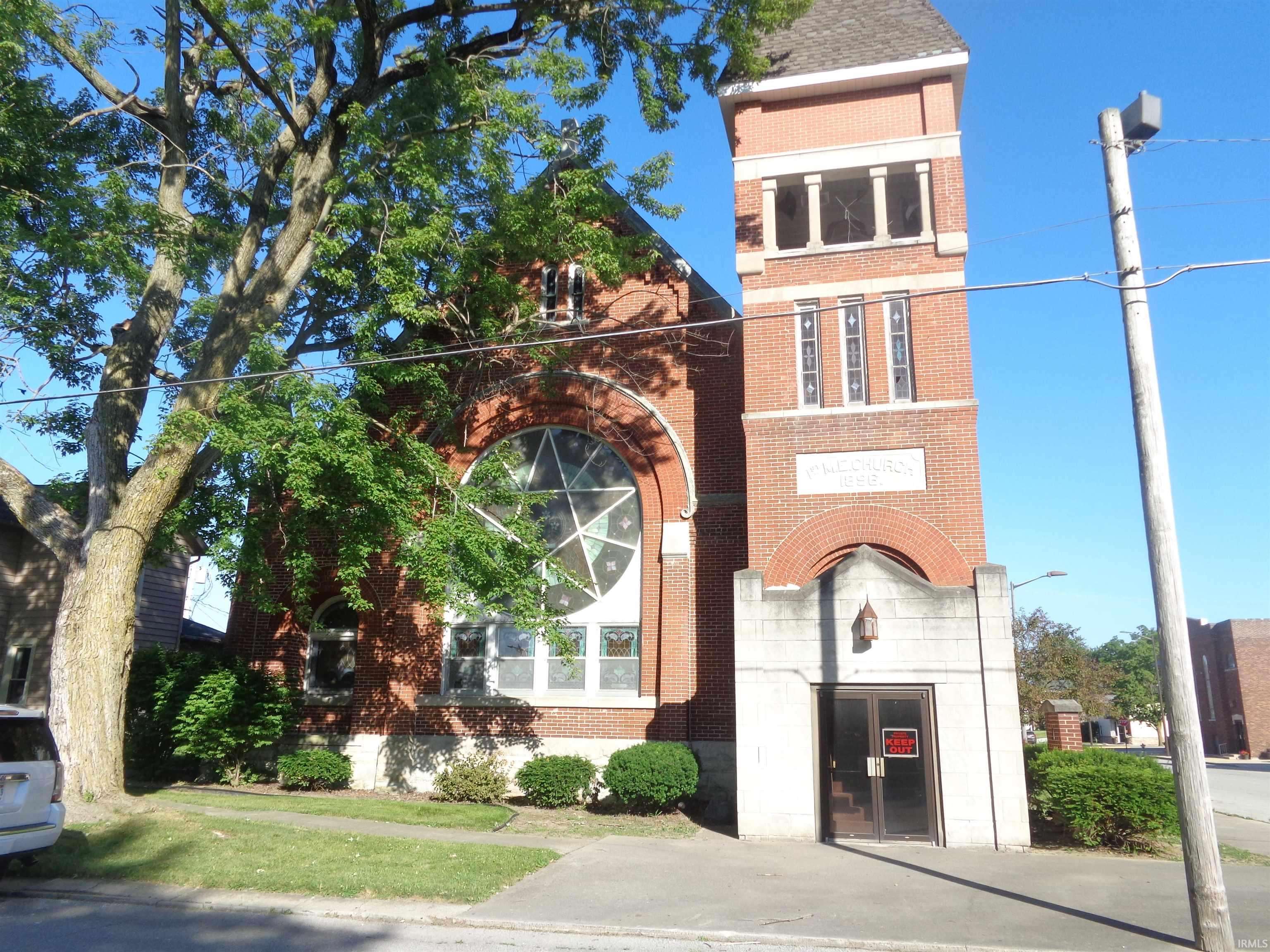 Warren, IN 46792,227 N Main Street