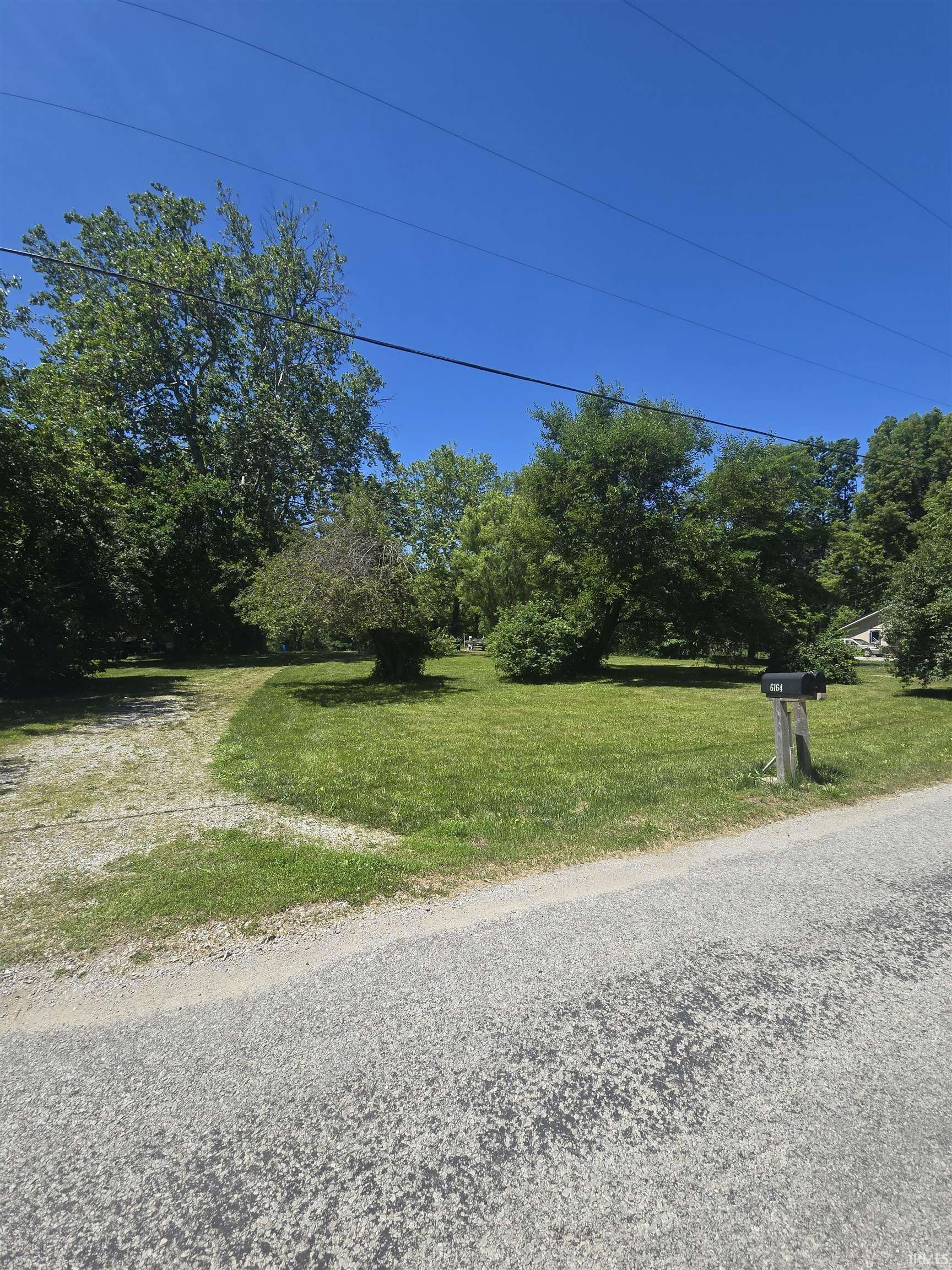 Monticello, IN 47960,6164 N Sleepy Hollow Road