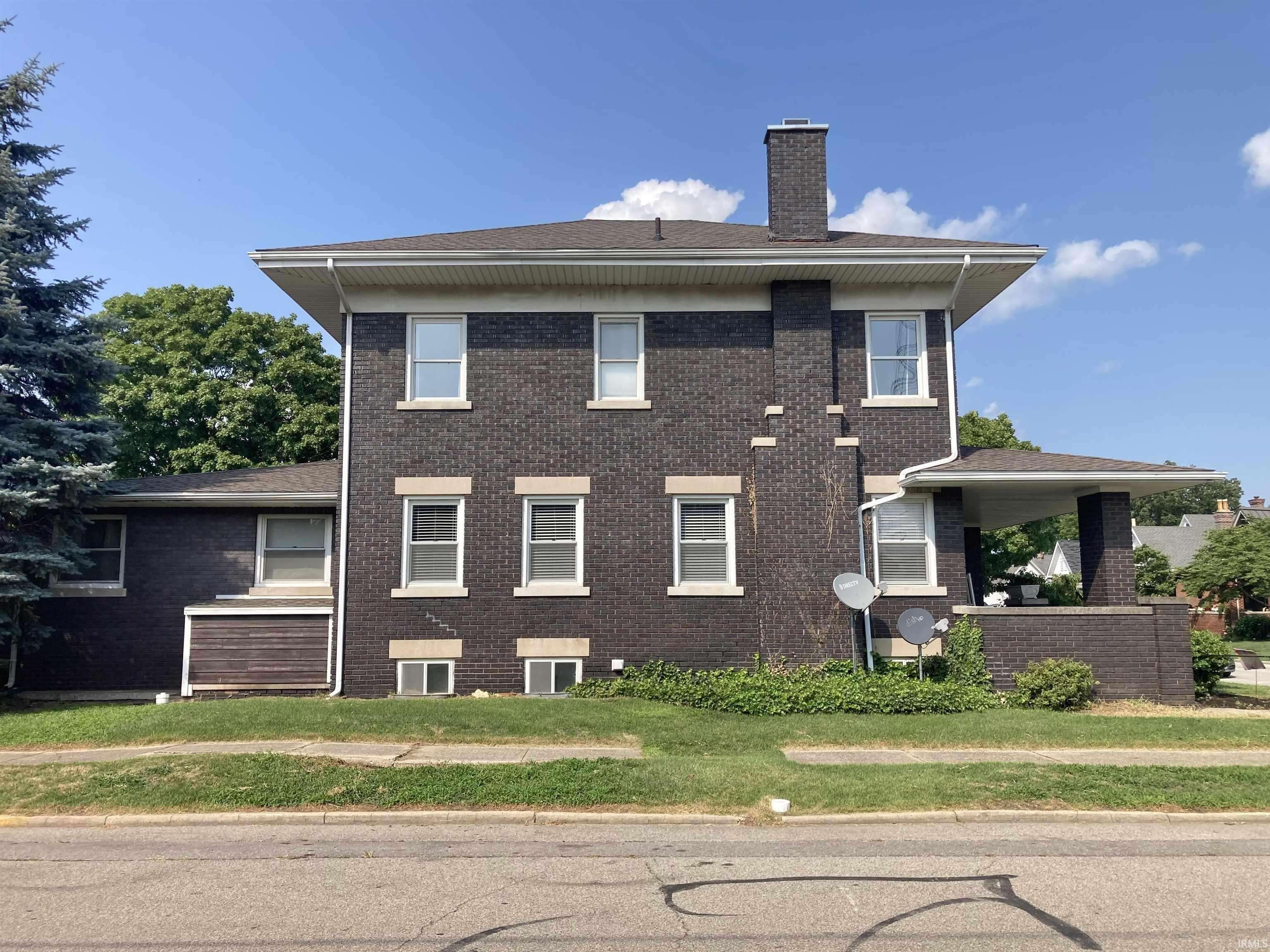 Vincennes, IN 47591,302 N 3rd Street