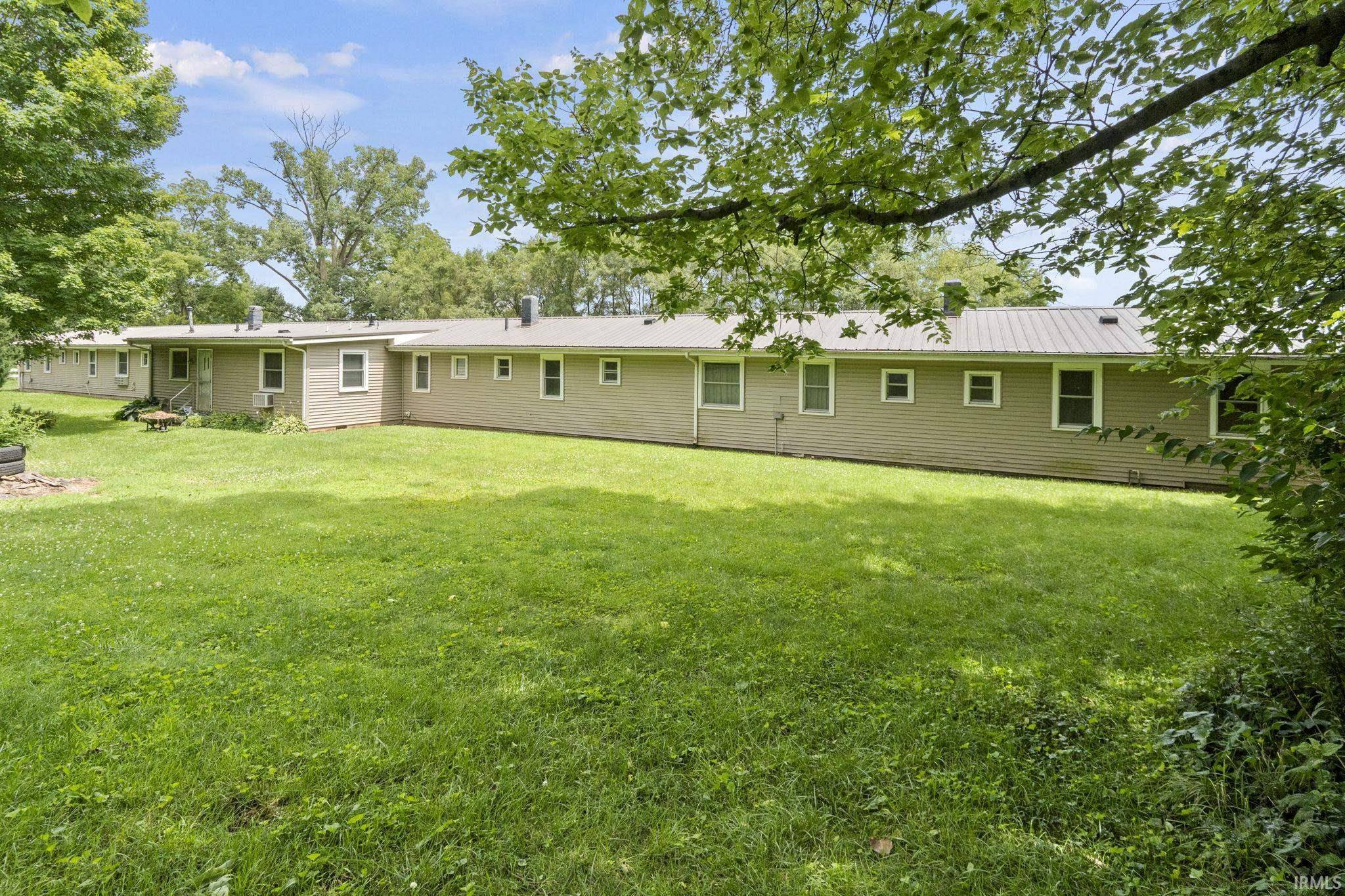 Huntington, IN 46750-9692,7606 N Roanoke Road