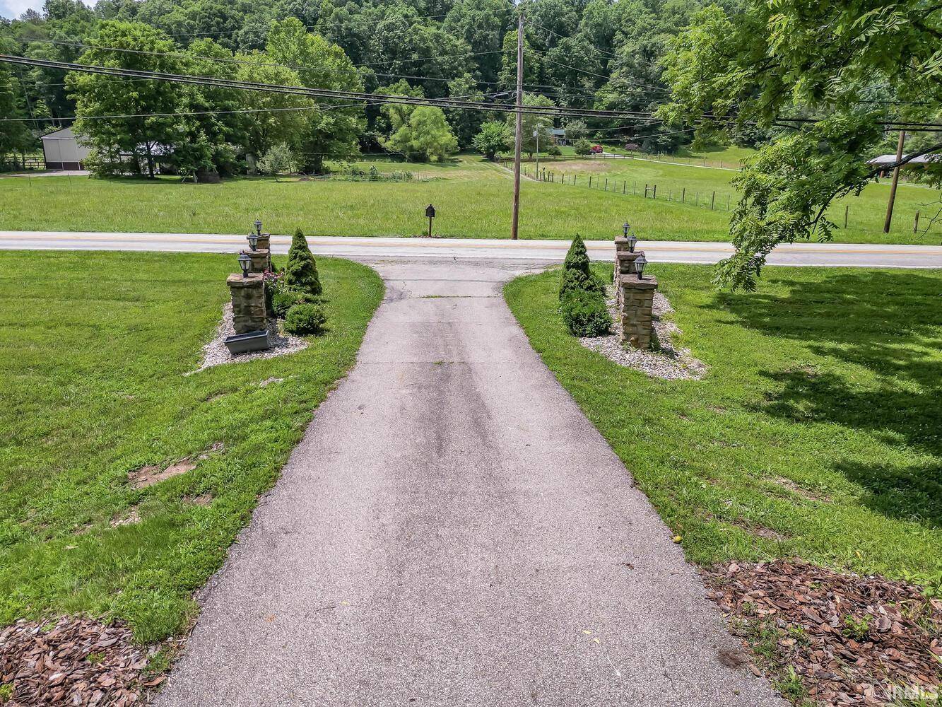 Nashville, IN 47448,935 State Road 135 S