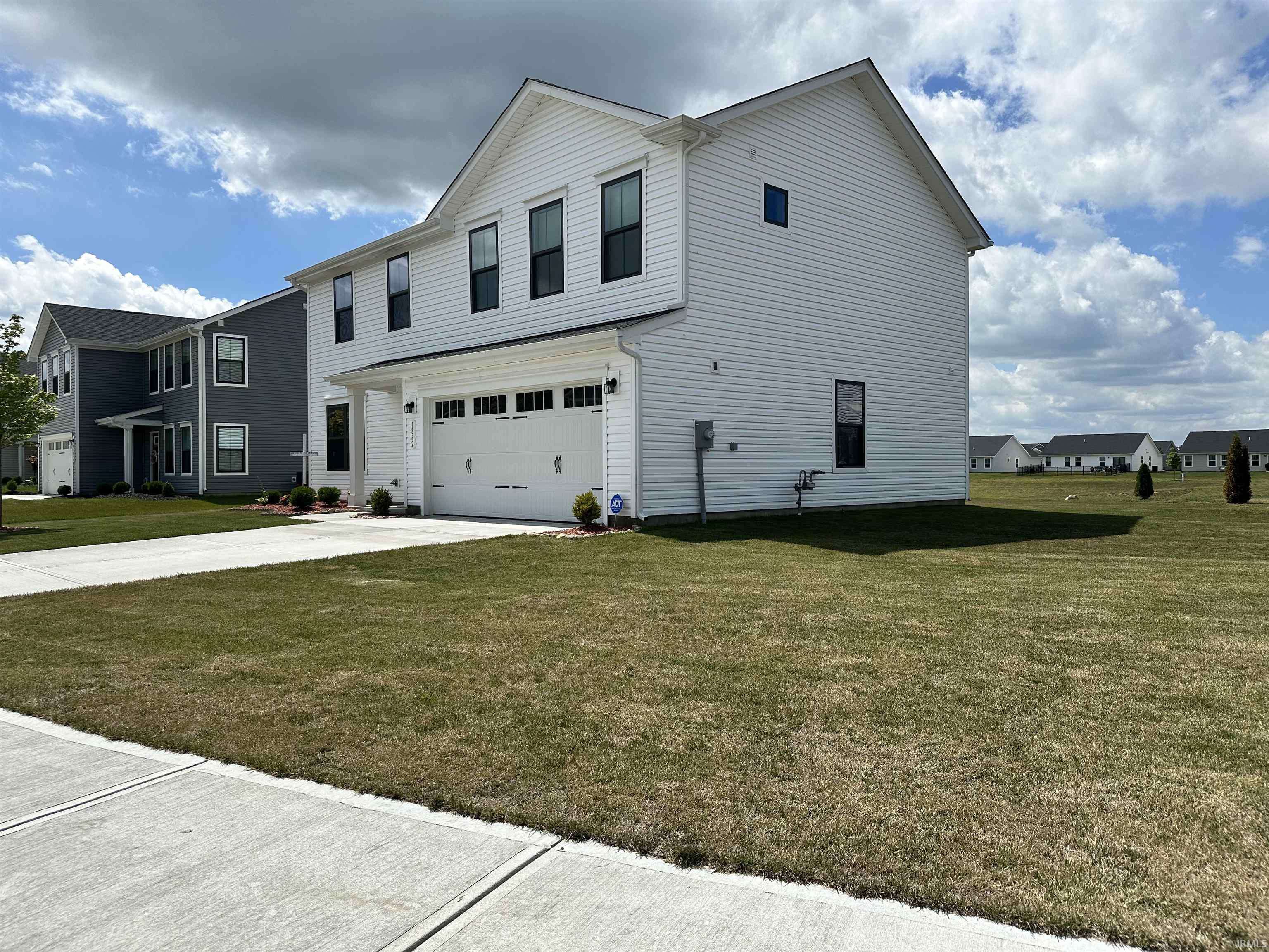 Greenfield, IN 46140,1862 Cascades Drive
