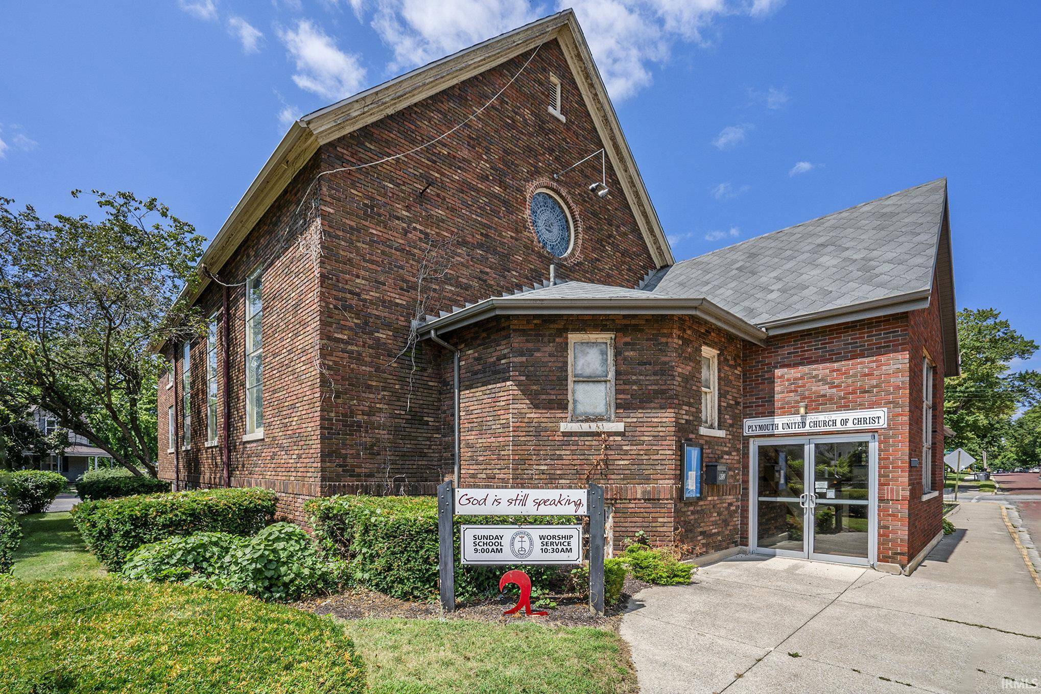 Goshen, IN 46526,902 S Main Street