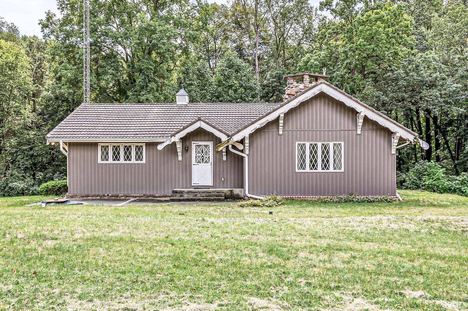 South Bend, IN 46614-4101,21960 Ireland Road