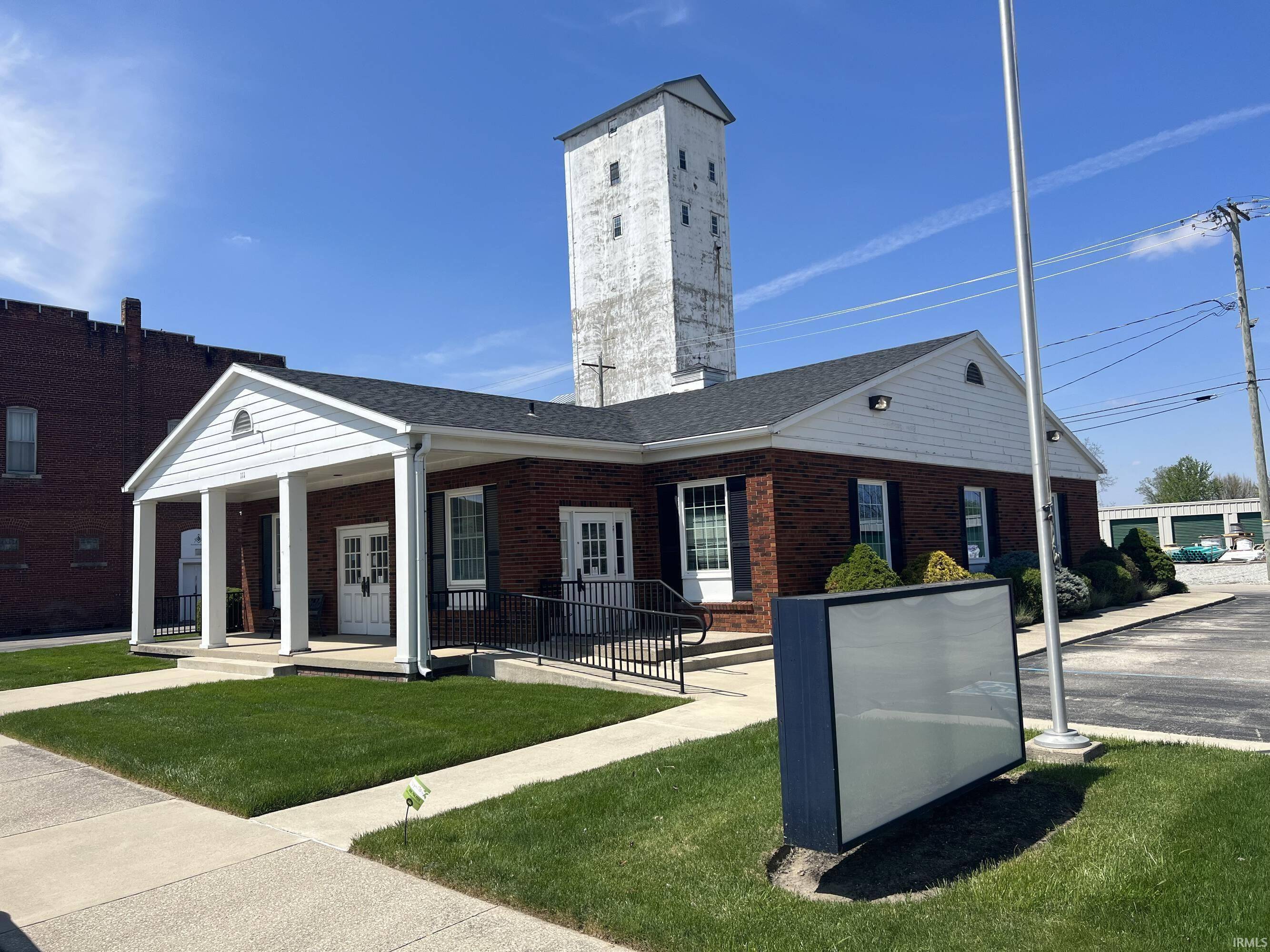 Farmland, IN 47340,111 E Henry Street