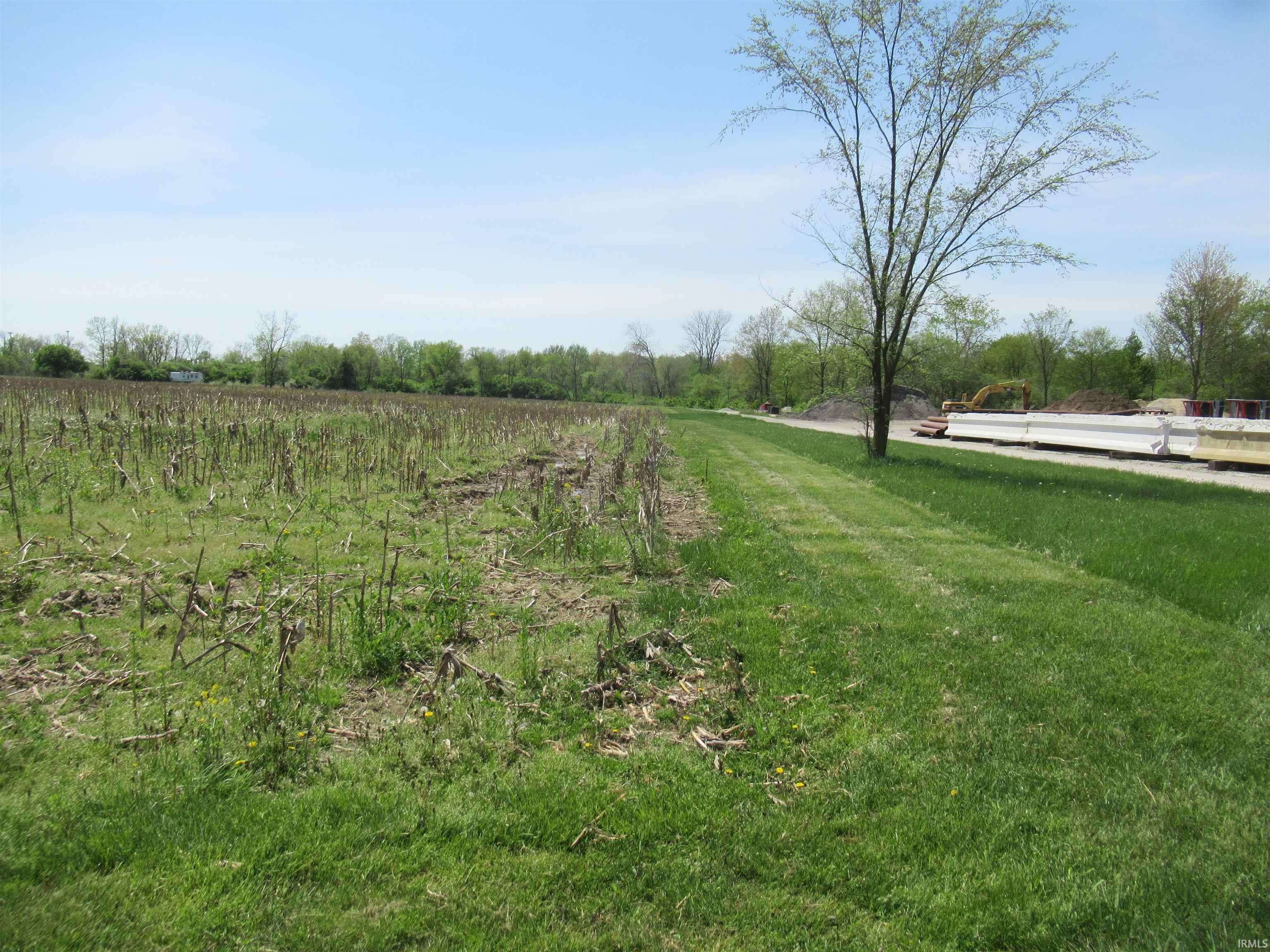 Columbia City, IN 46725-9040,2480 S 800 E Road