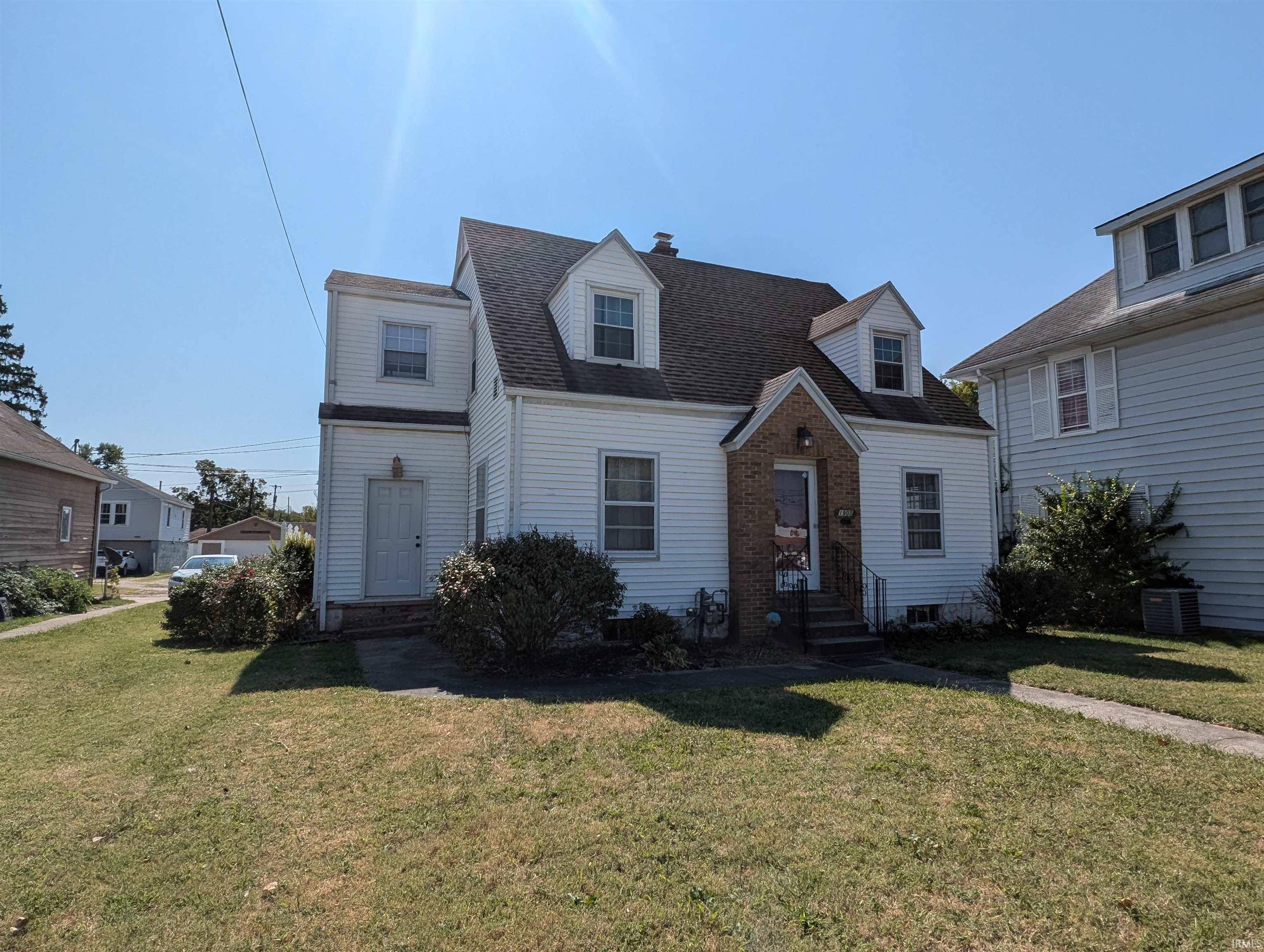 Vincennes, IN 47591,1905 Washington Avenue