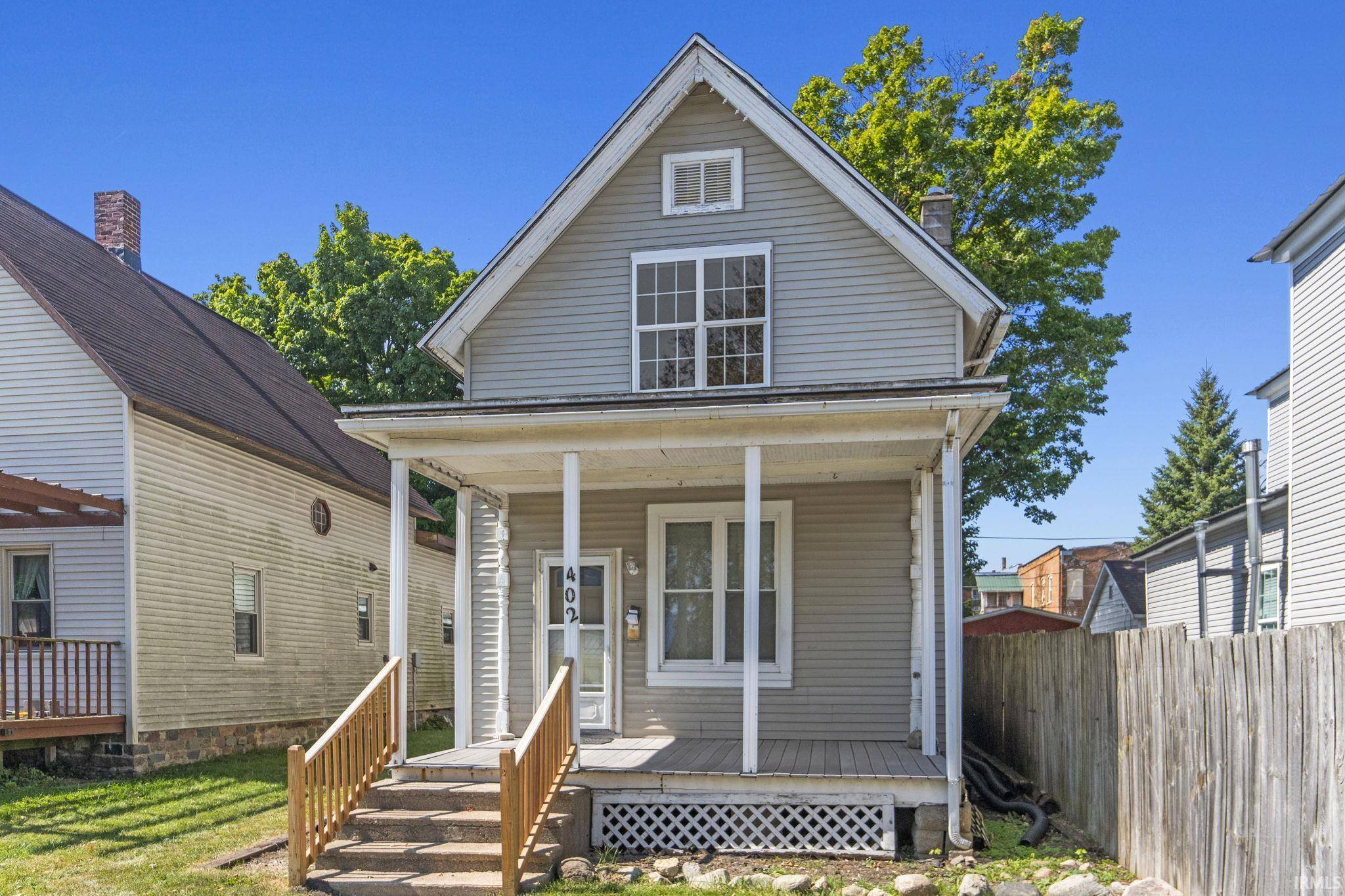 Ligonier, IN 46767,402 Mclean Street