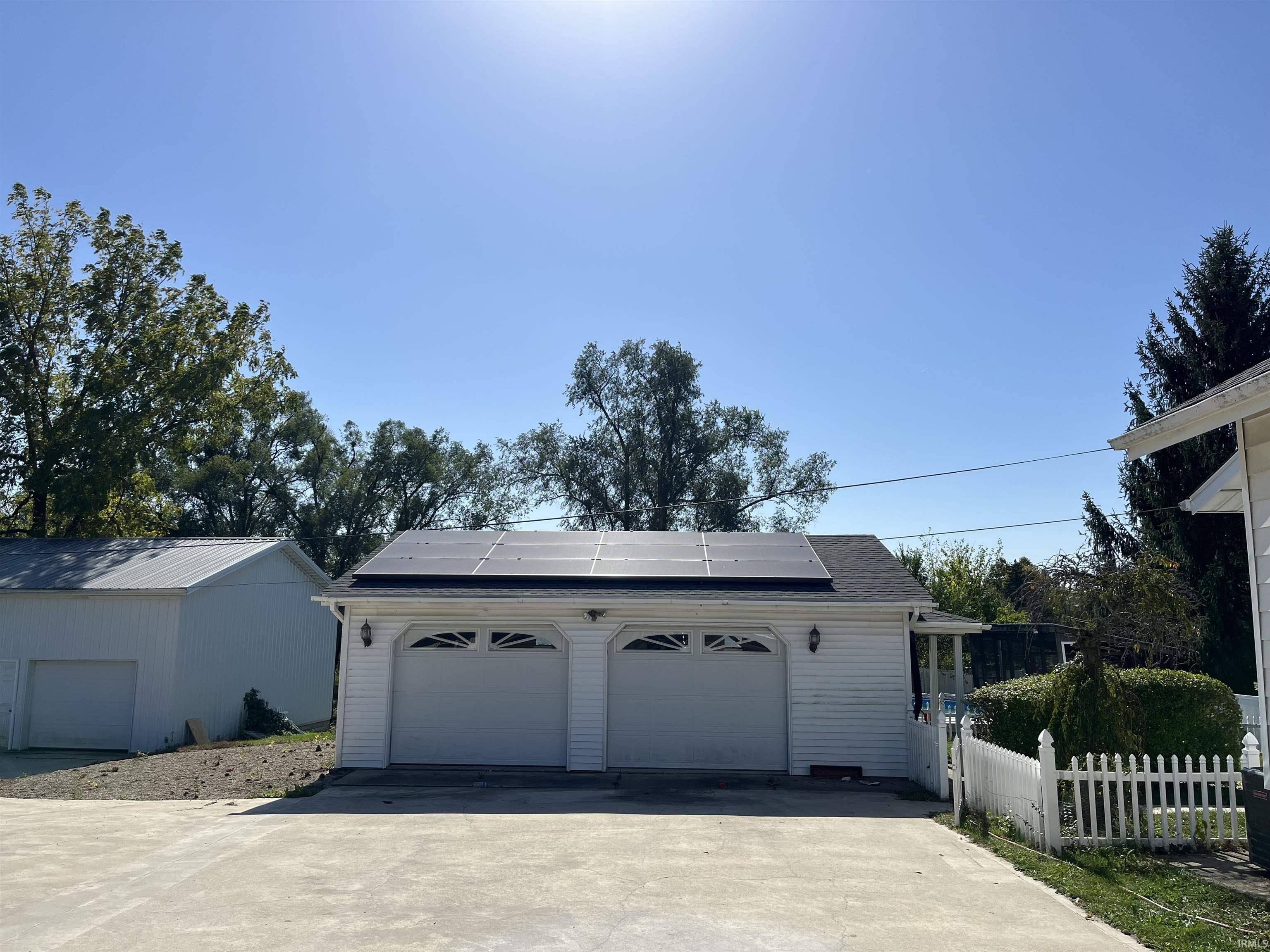 Kendallville, IN 46755,320 Silver Street