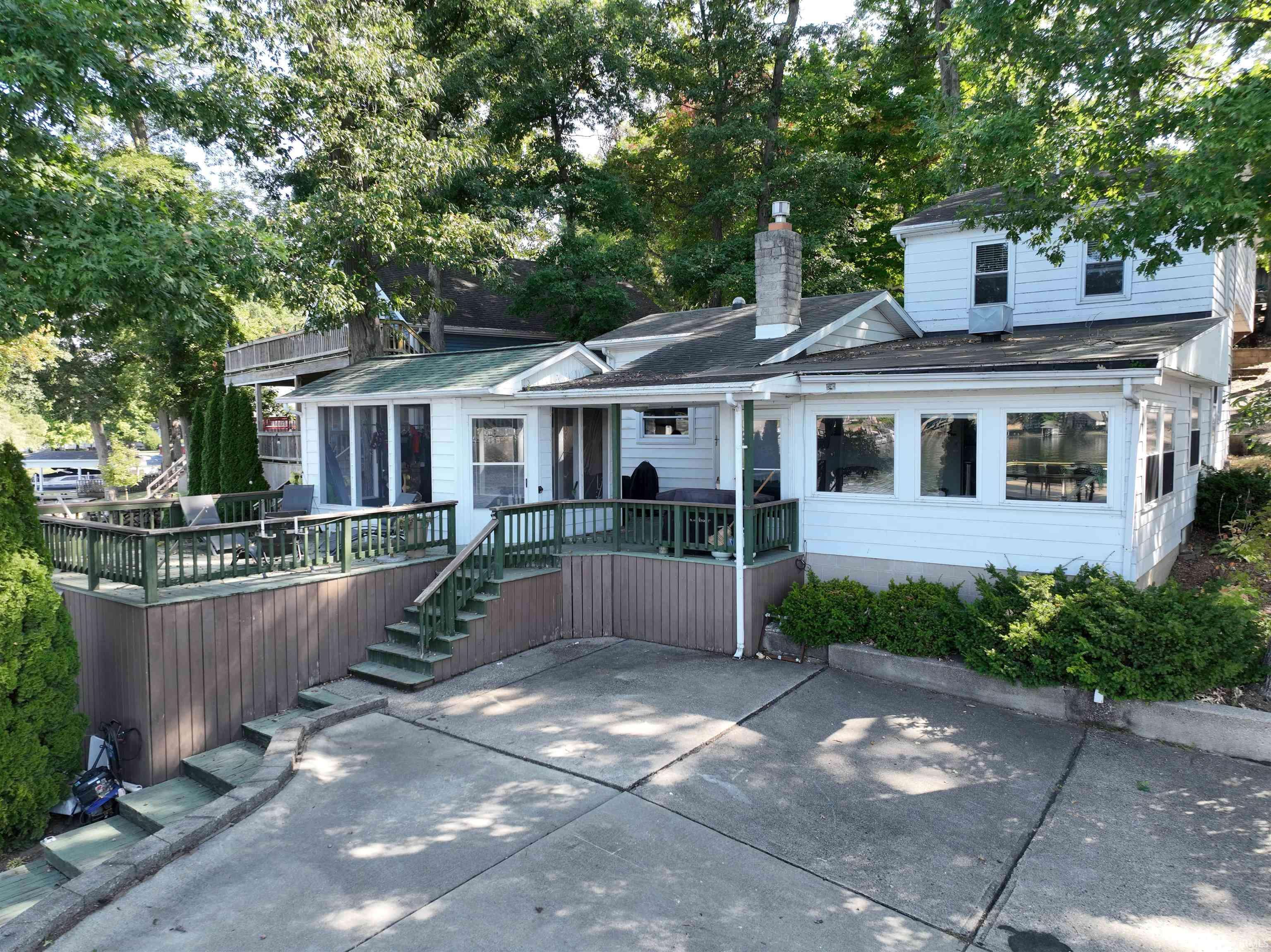 Monticello, IN 47960,10922 N Lower Lakeshore Drive