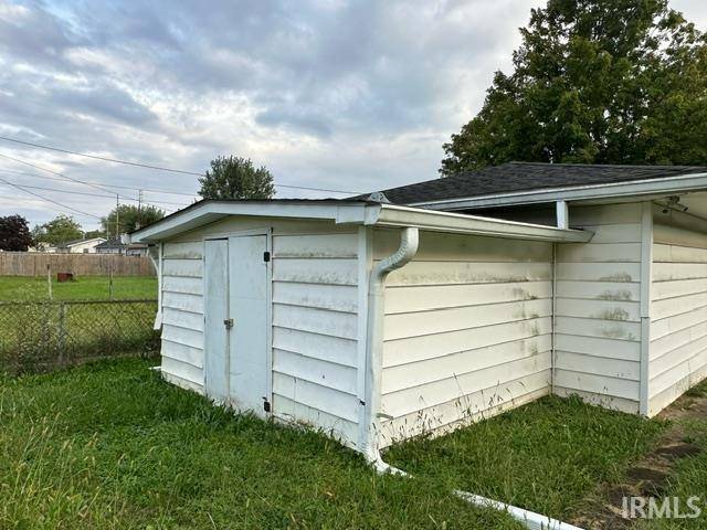 Marion, IN 46952,807 E Marshall Street