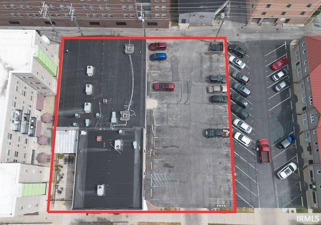 Bloomington, IN 47401,409 S Walnut Street