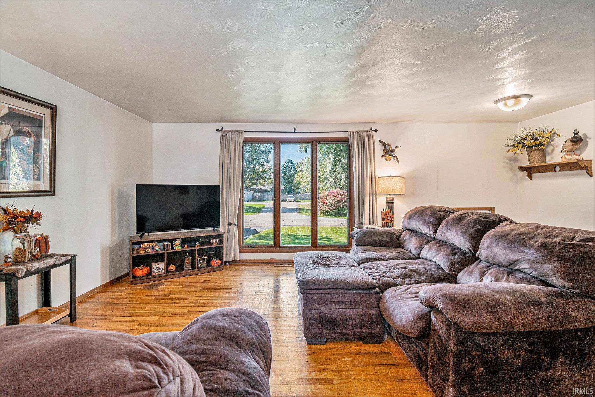 Elkhart, IN 46516-9143,56700 Mark Manor Drive