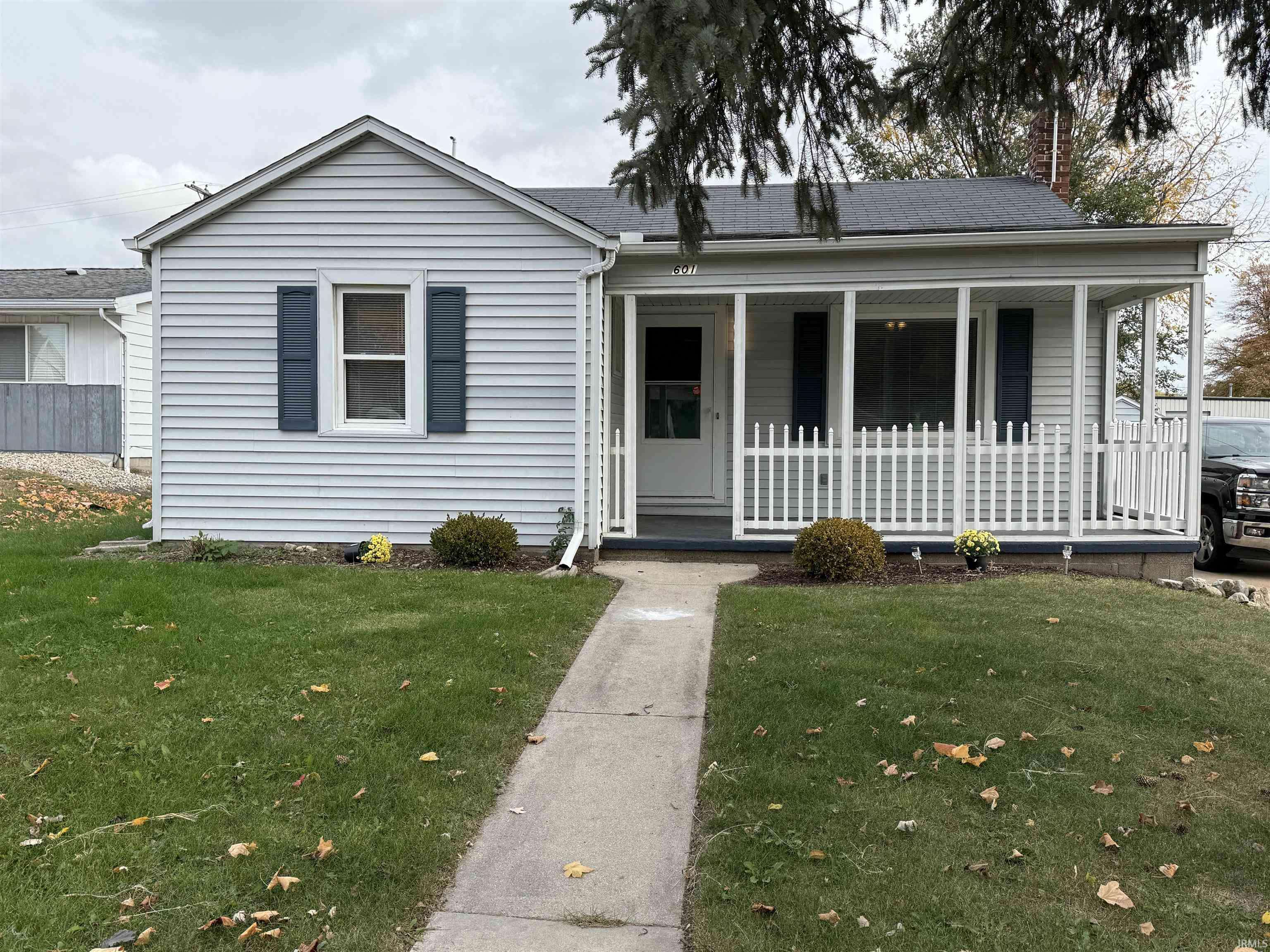 Ligonier, IN 46767,601 N Cavin Street