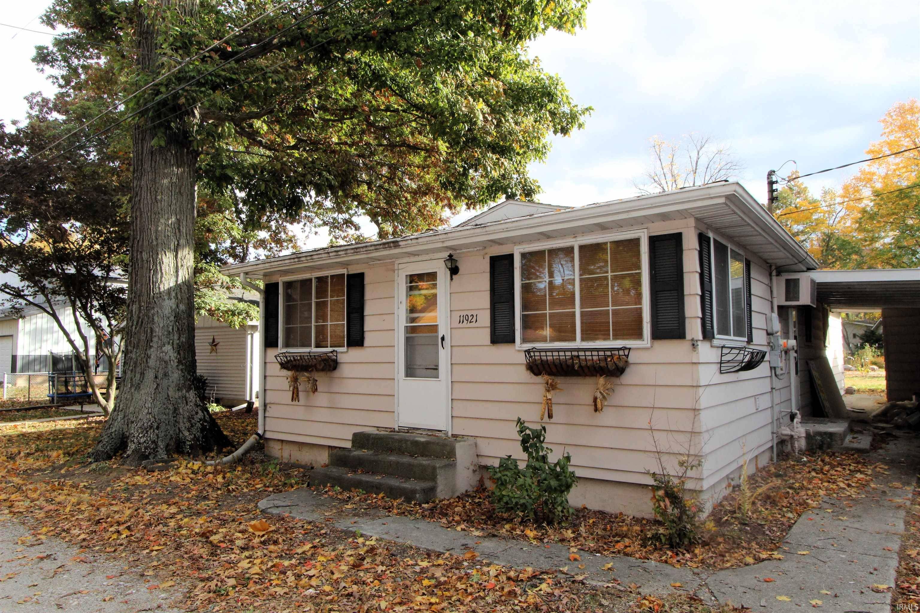 Monticello, IN 47960,11921 W Breezy Point Drive