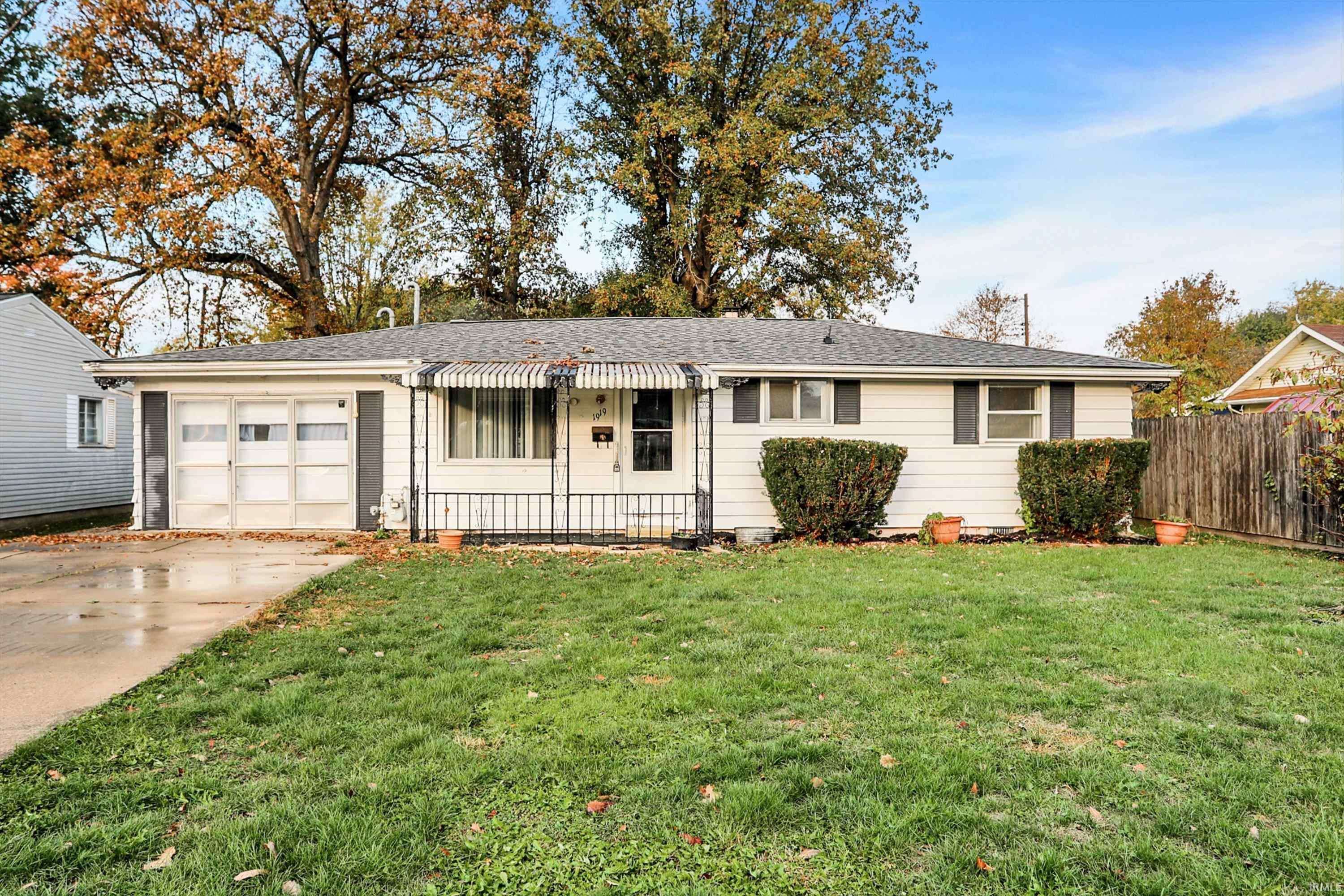 Muncie, IN 47302,1919 S Lazy Creek Drive