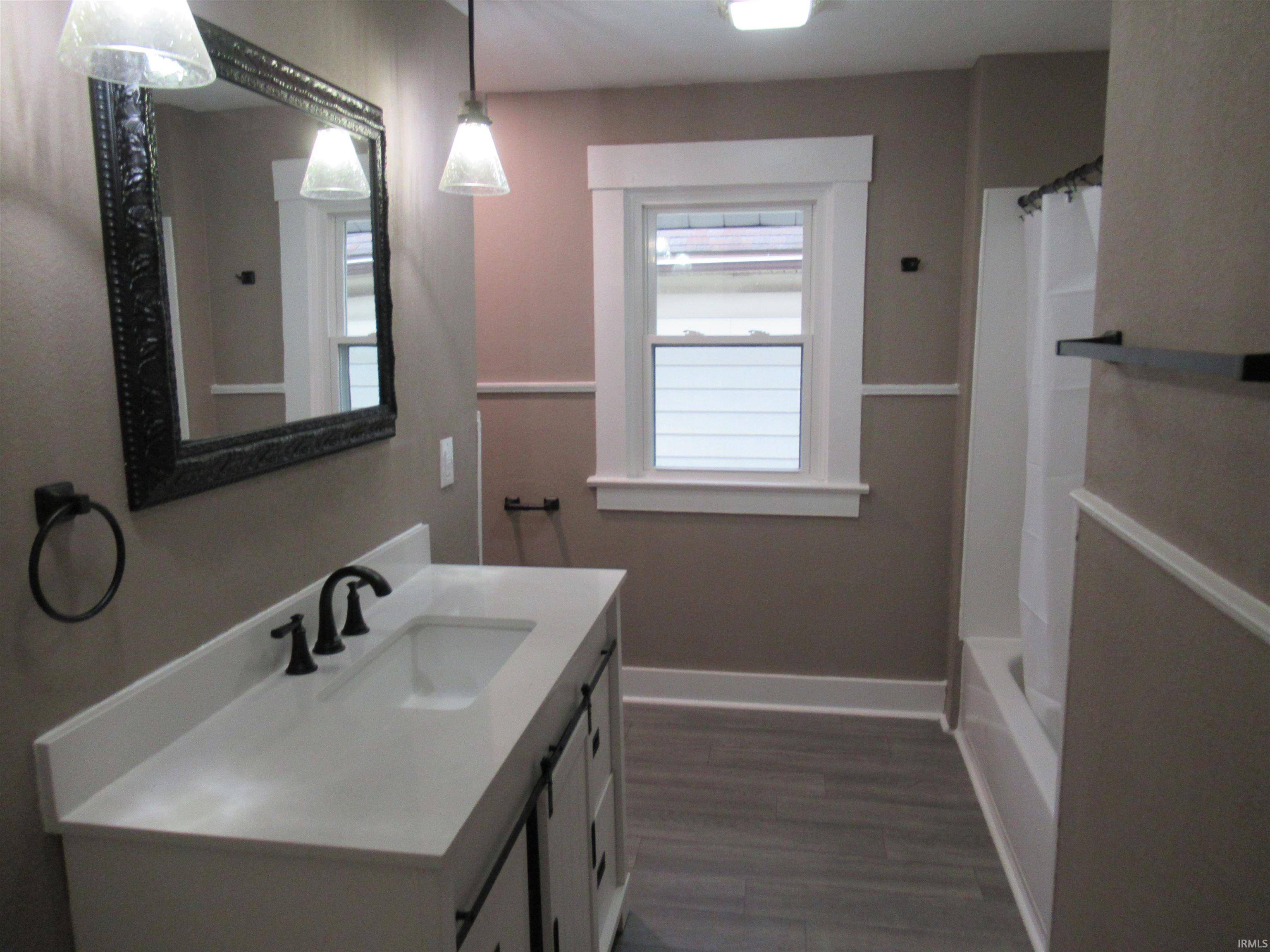 Fort Wayne, IN 46806,337 Mckinnie Avenue