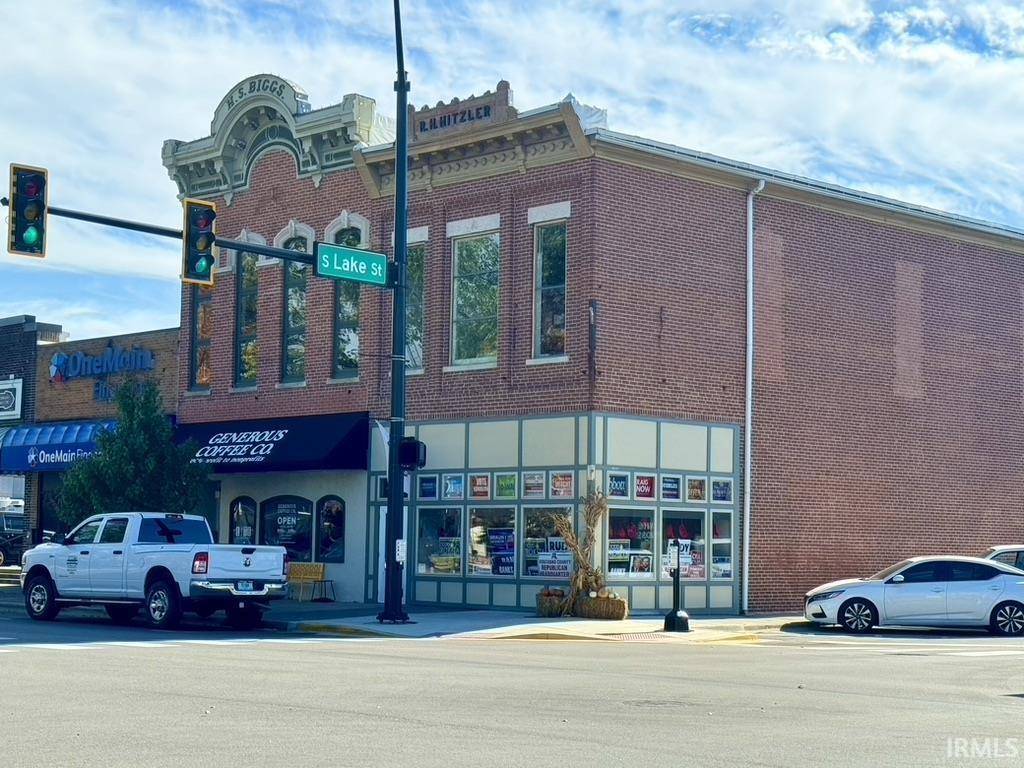 Warsaw, IN 46580-2814,123 W Center Street