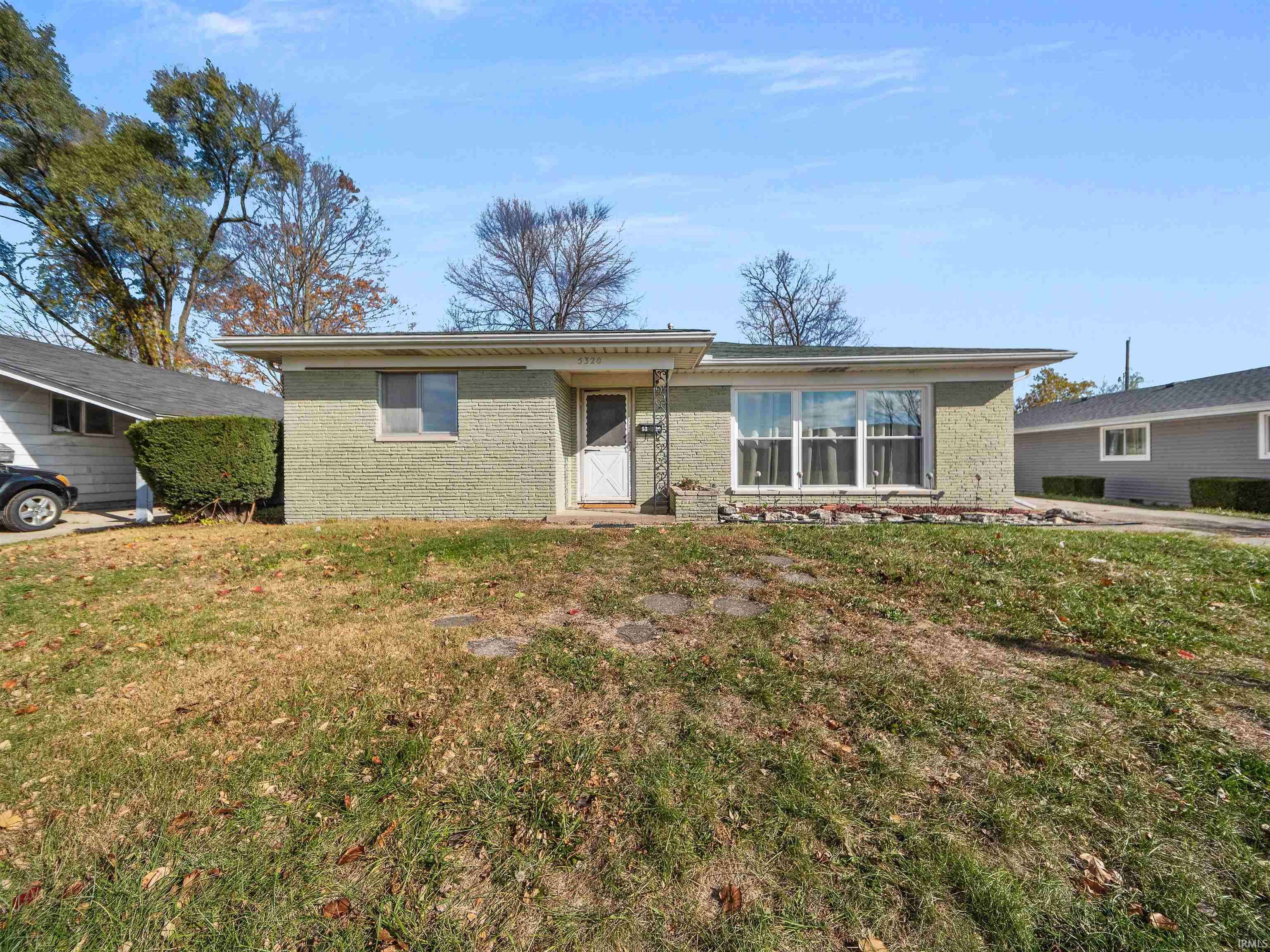 Fort Wayne, IN 46825,5320 Archwood Lane