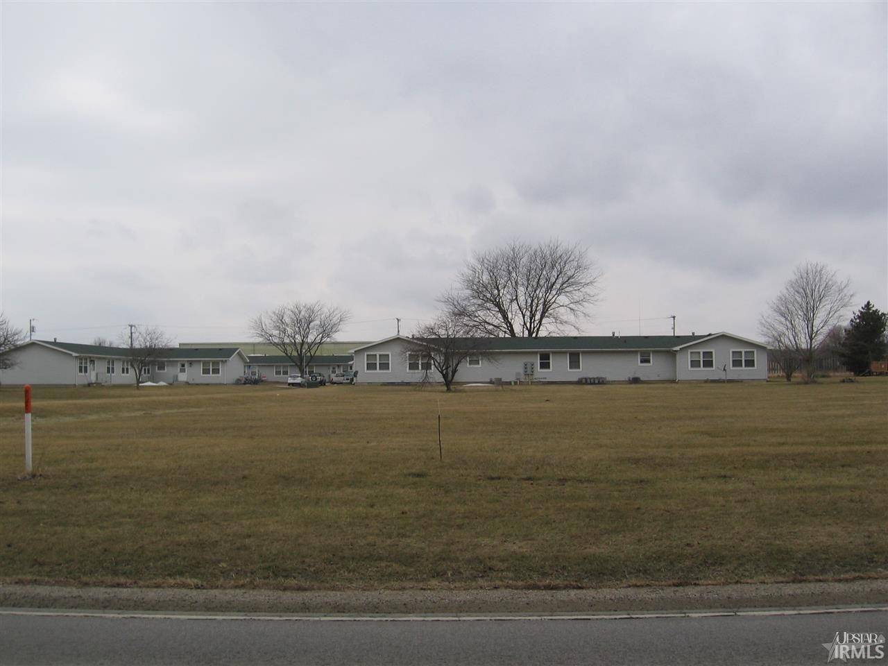 South Whitley, IN 46787,605 N State Street