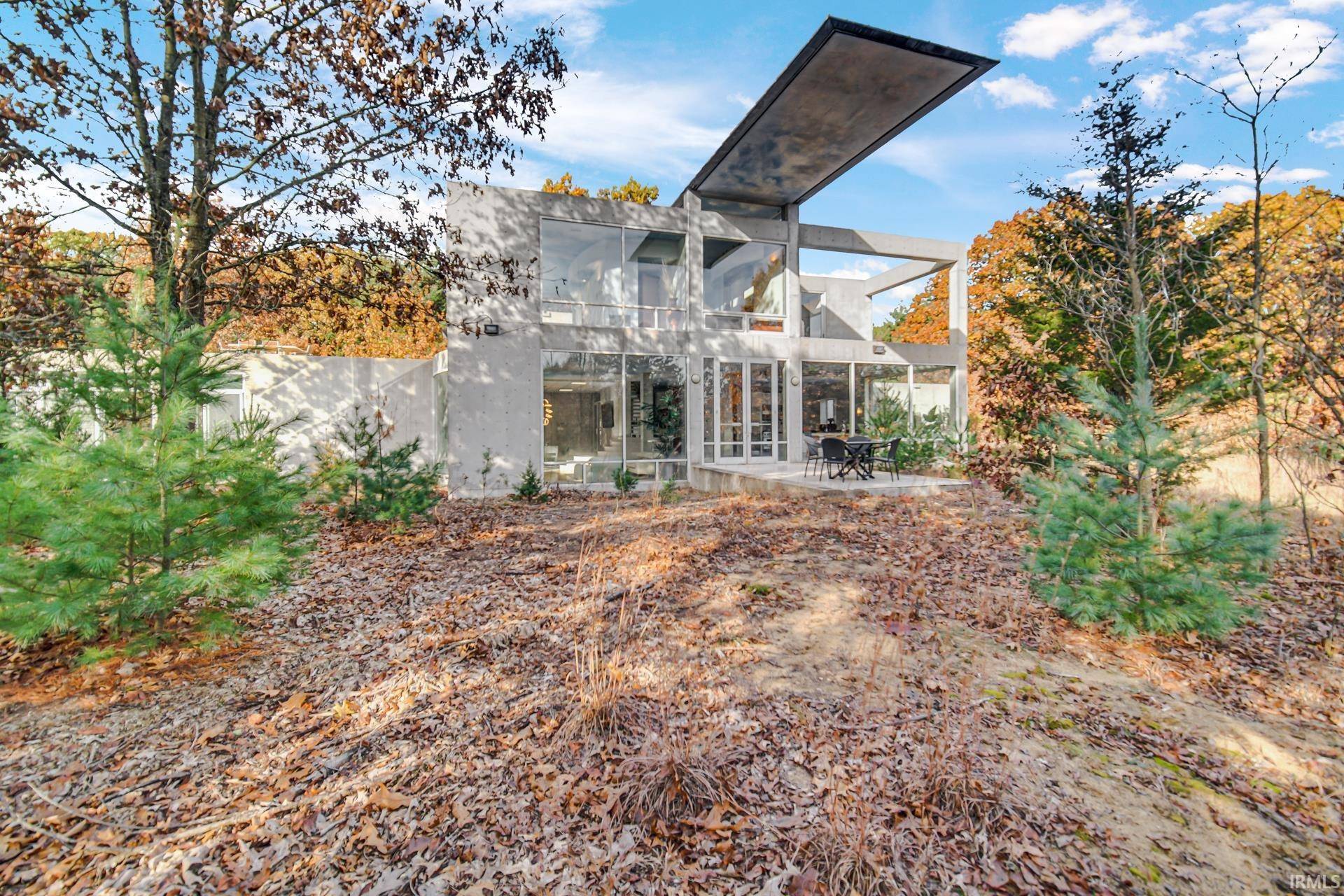 Knox, IN 46534,8692 E 200 S Road