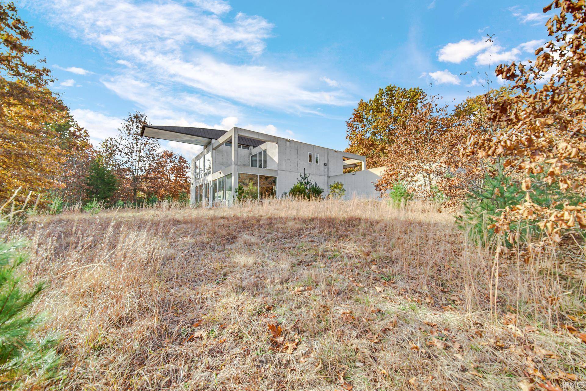 Knox, IN 46534,8692 E 200 S Road