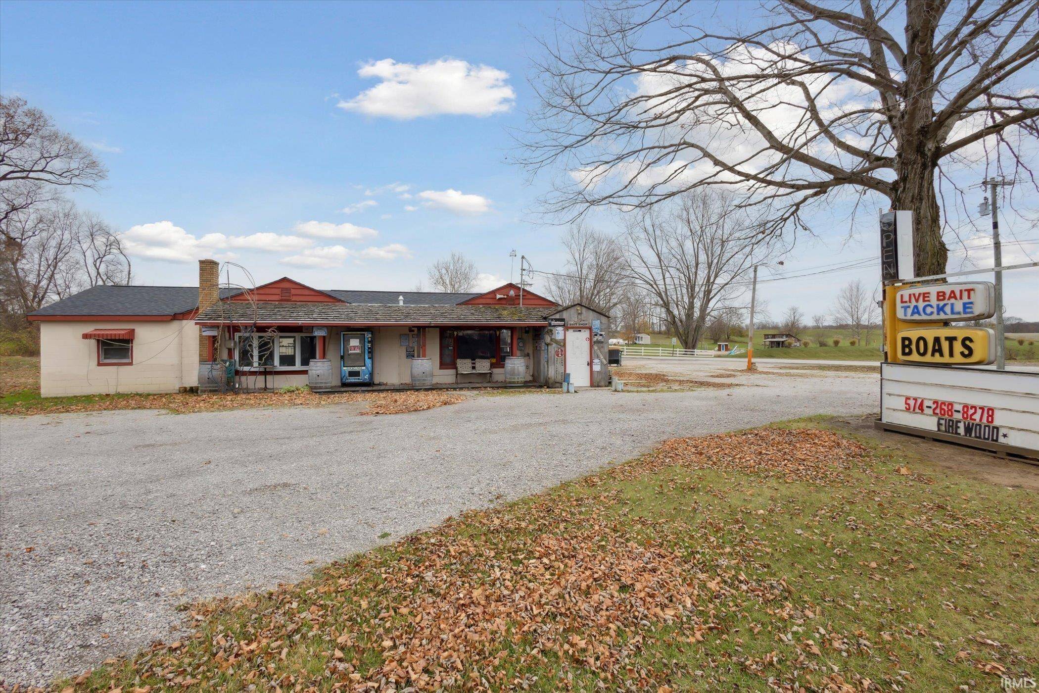 Pierceton, IN 46562,3522 N State Road 13