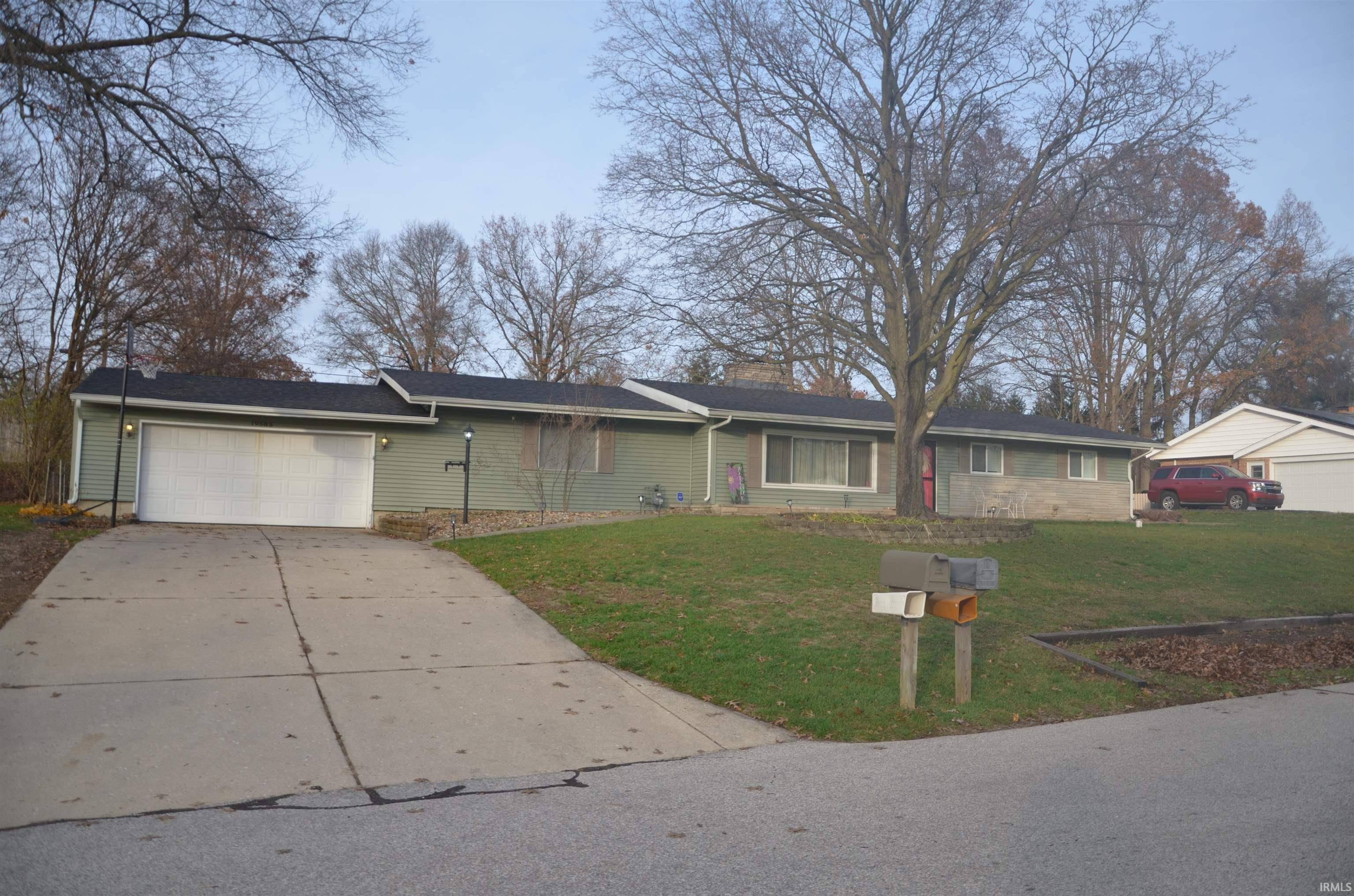 South Bend, IN 46614-5742,19585 Rolling Acres Drive