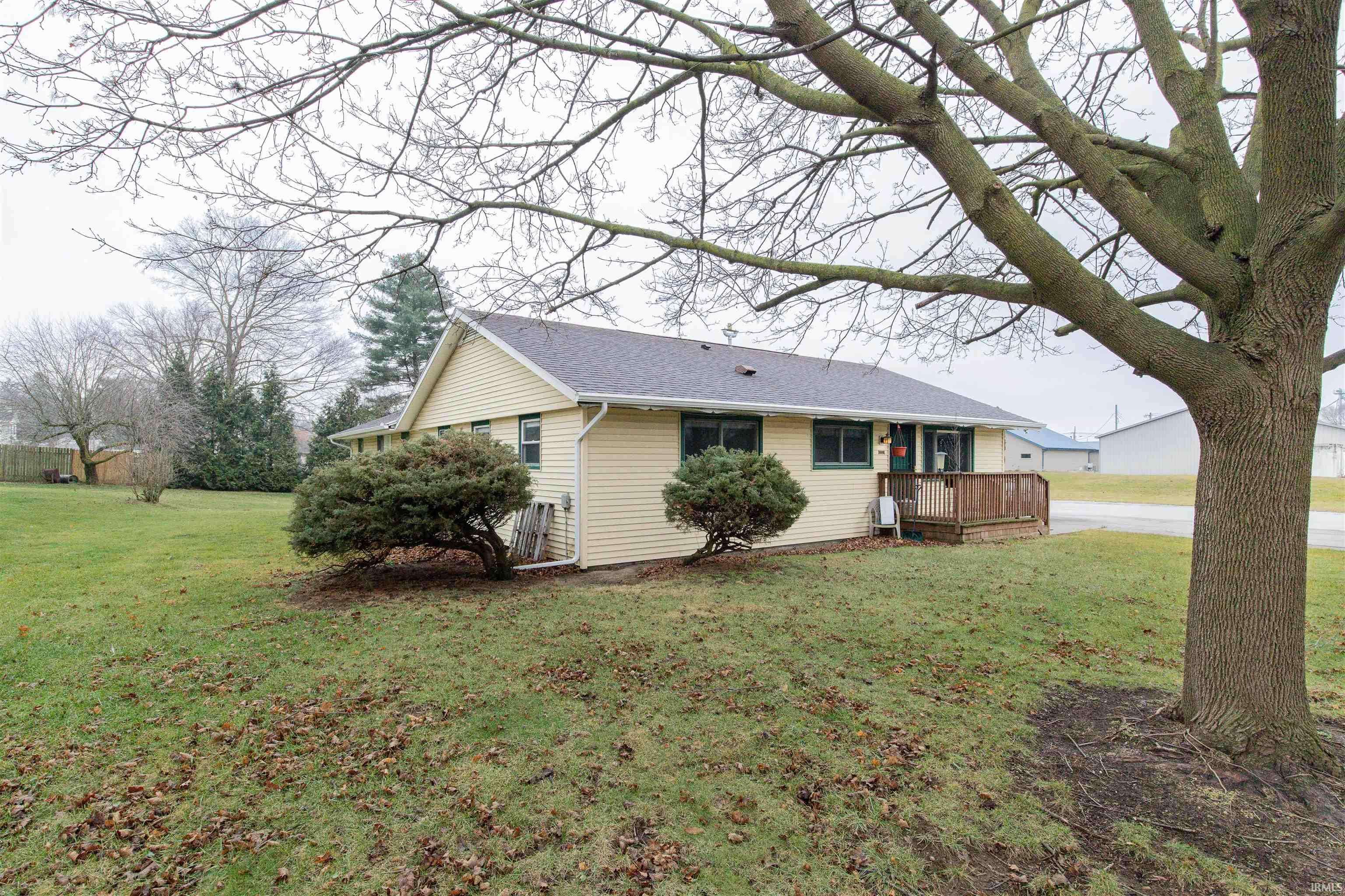 Howe, IN 46746,704 South St