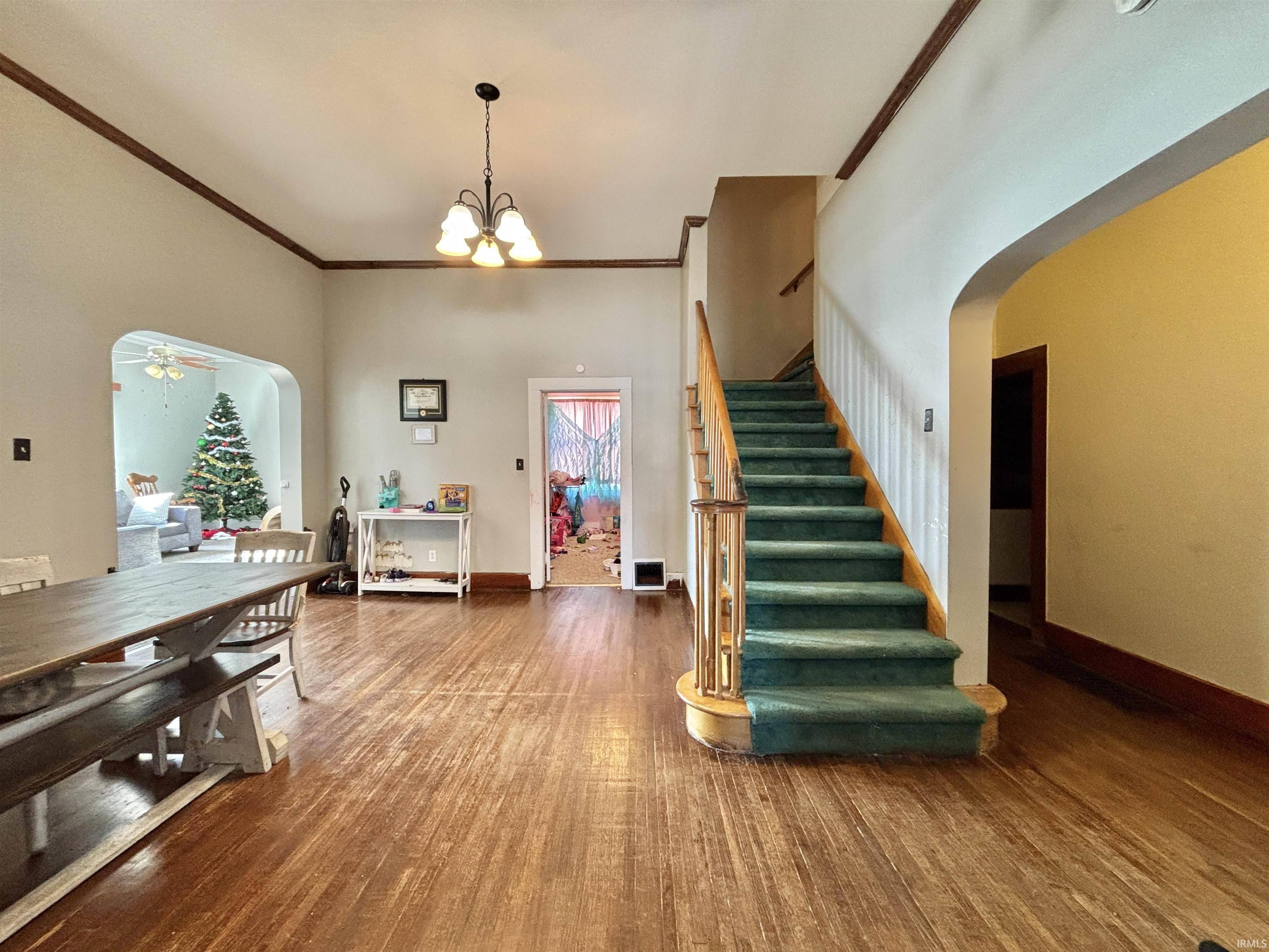 Linton, IN 47441,390 NE B Street