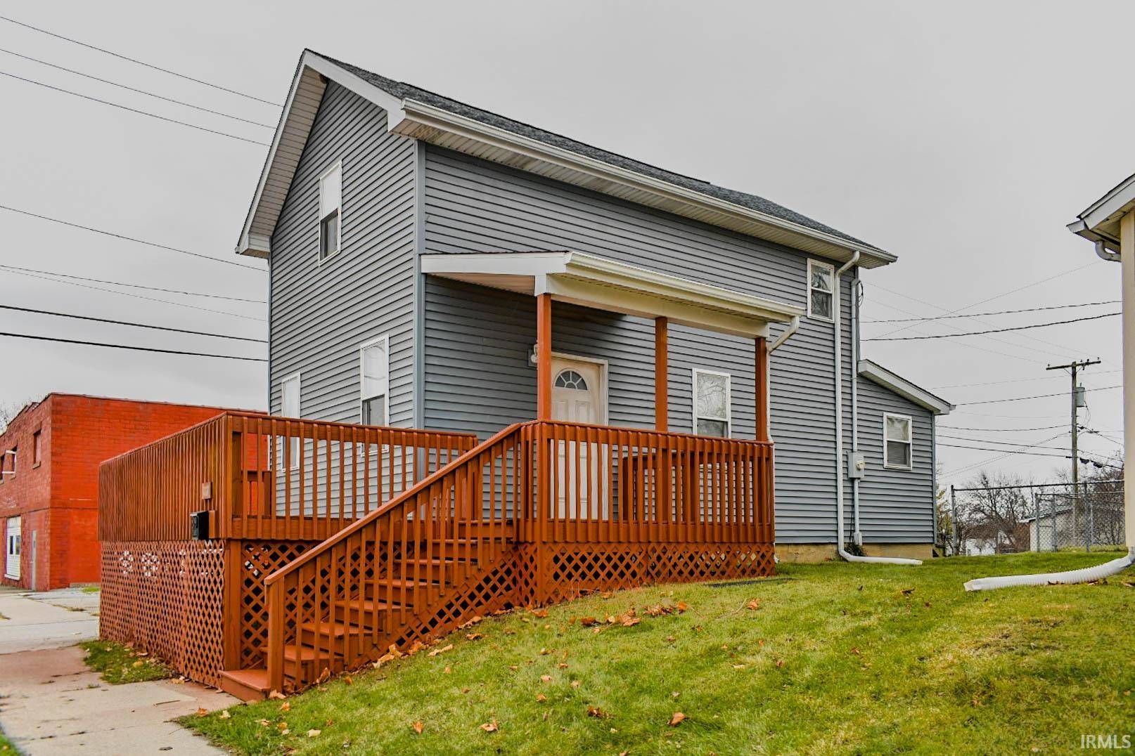 Garrett, IN 46738,209 E Quincy Street