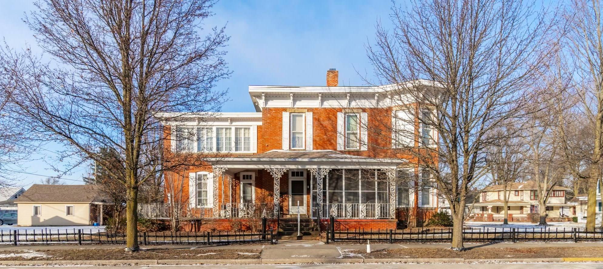 Ligonier, IN 46767,300 W Union Street